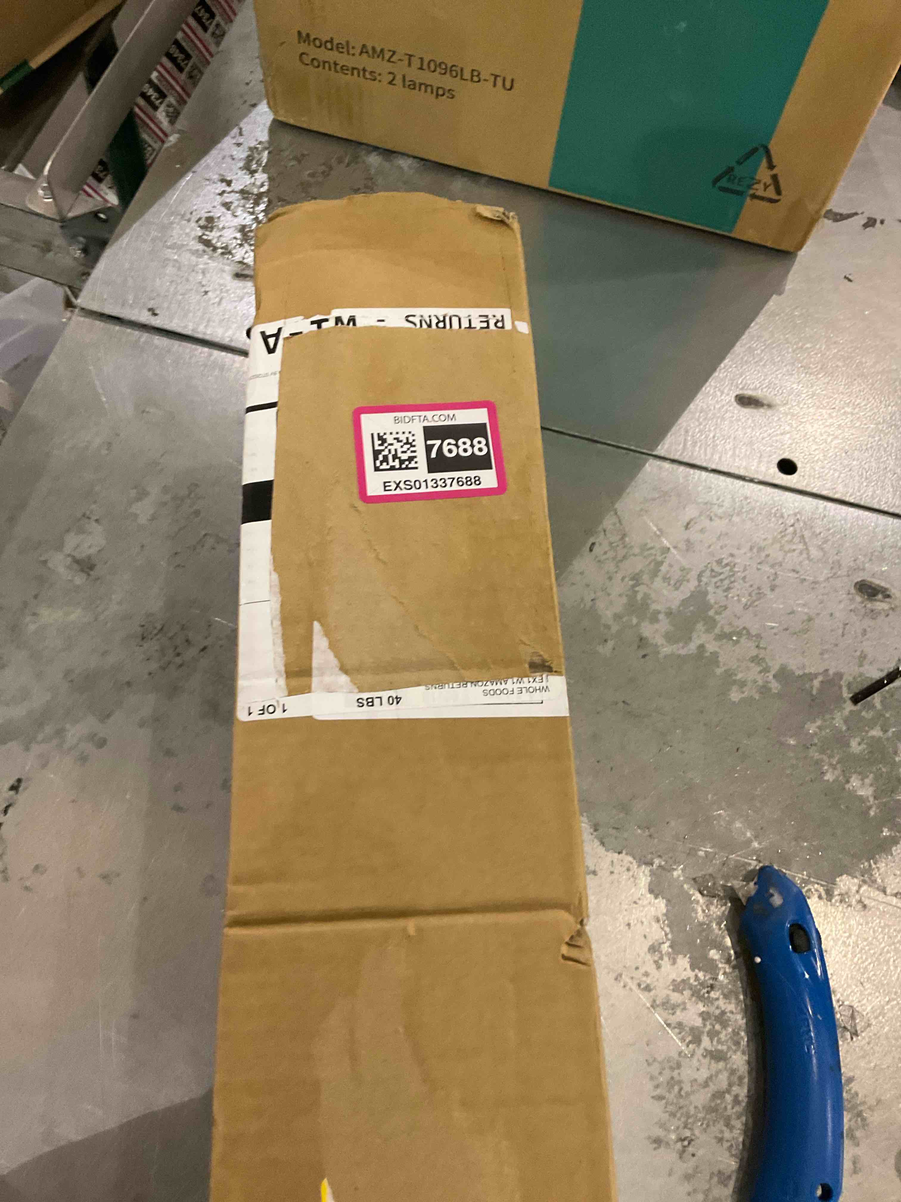 https://s3.amazonaws.com/lotting-images-prod/BargainHunt/EXS01337688_1712753658947.jpeg