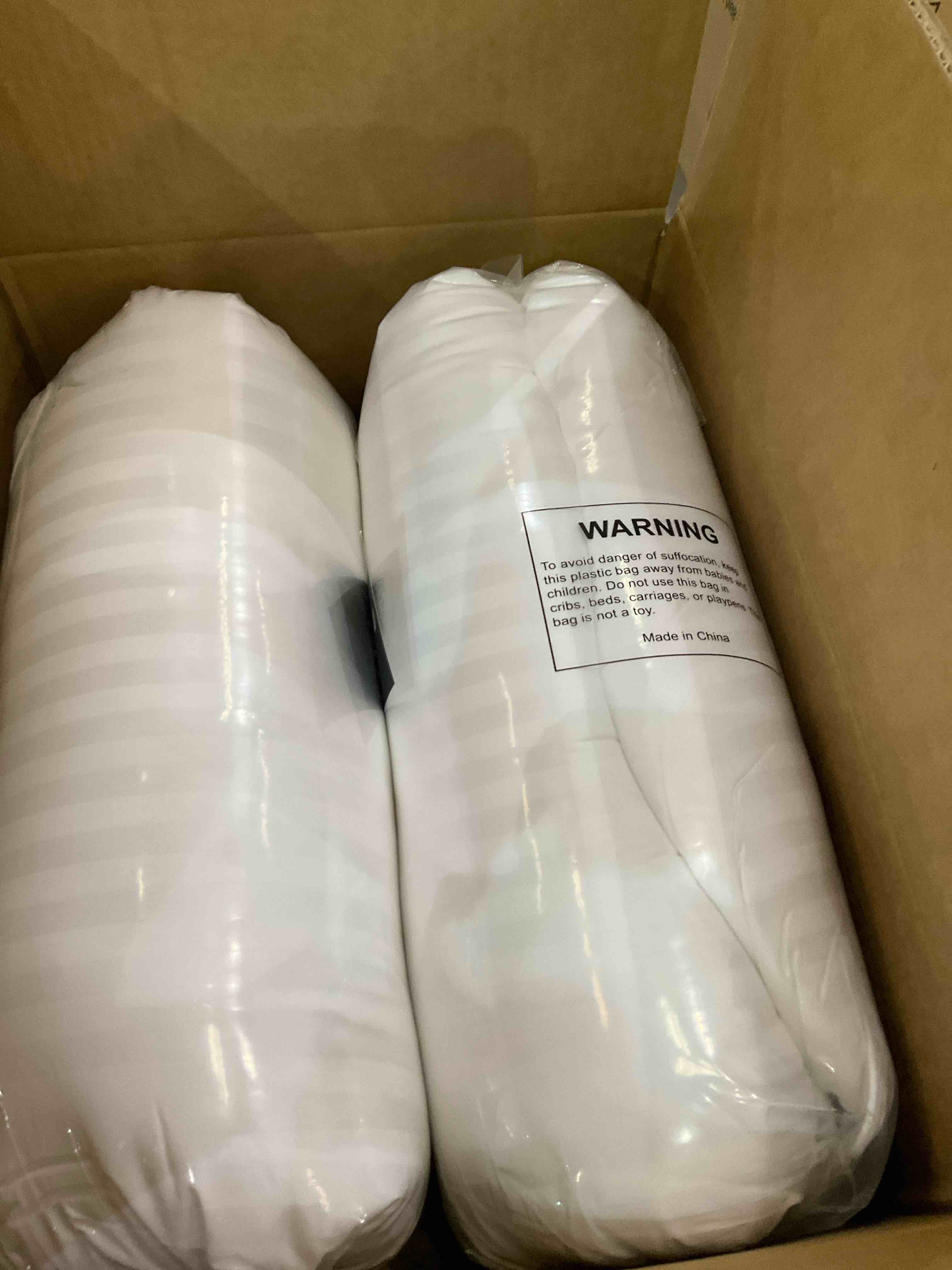 https://s3.amazonaws.com/lotting-images-prod/BargainHunt/EXS01337698_1712763003863.jpeg