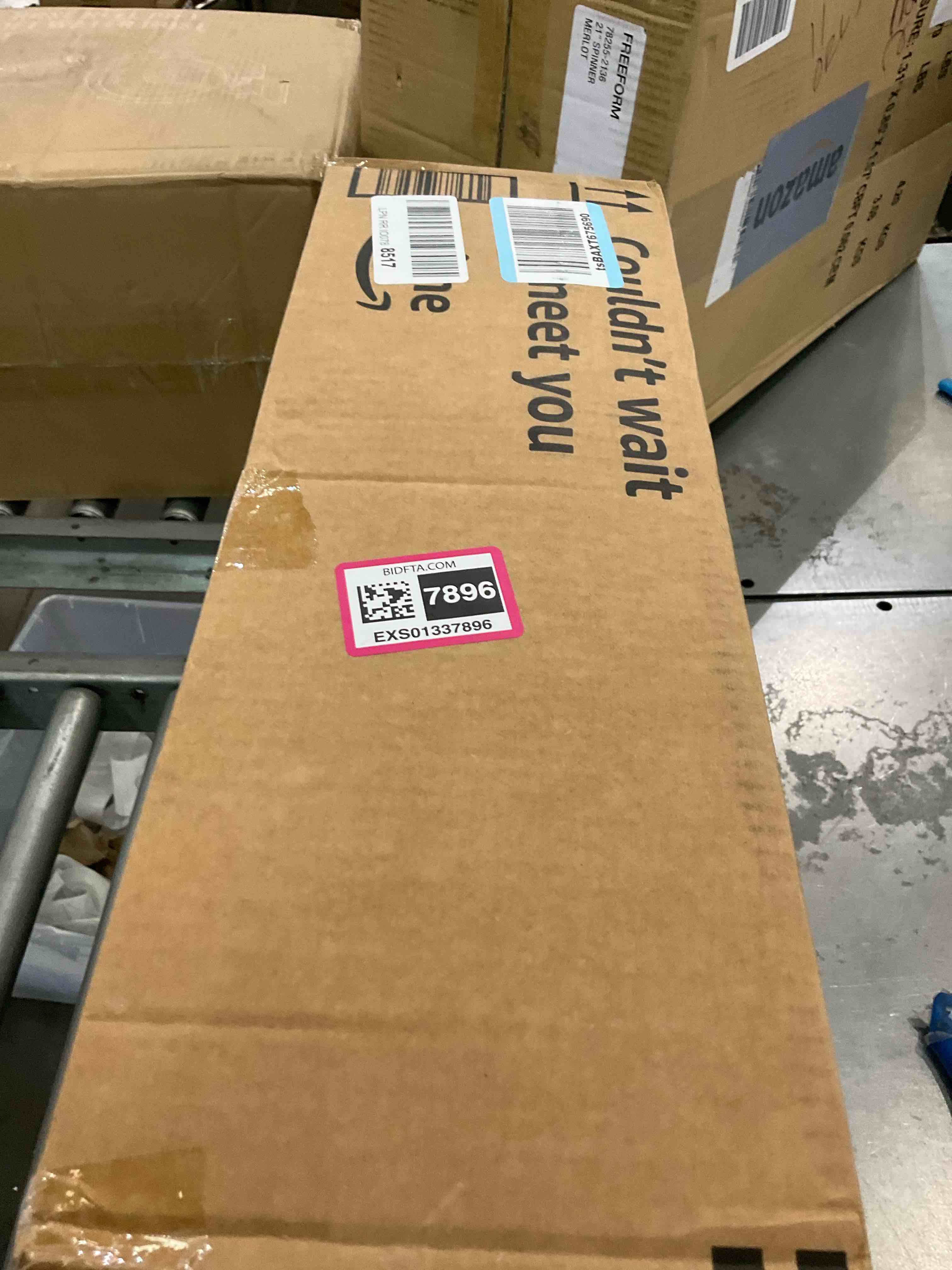 https://s3.amazonaws.com/lotting-images-prod/BargainHunt/EXS01337896_1712854542566.jpeg