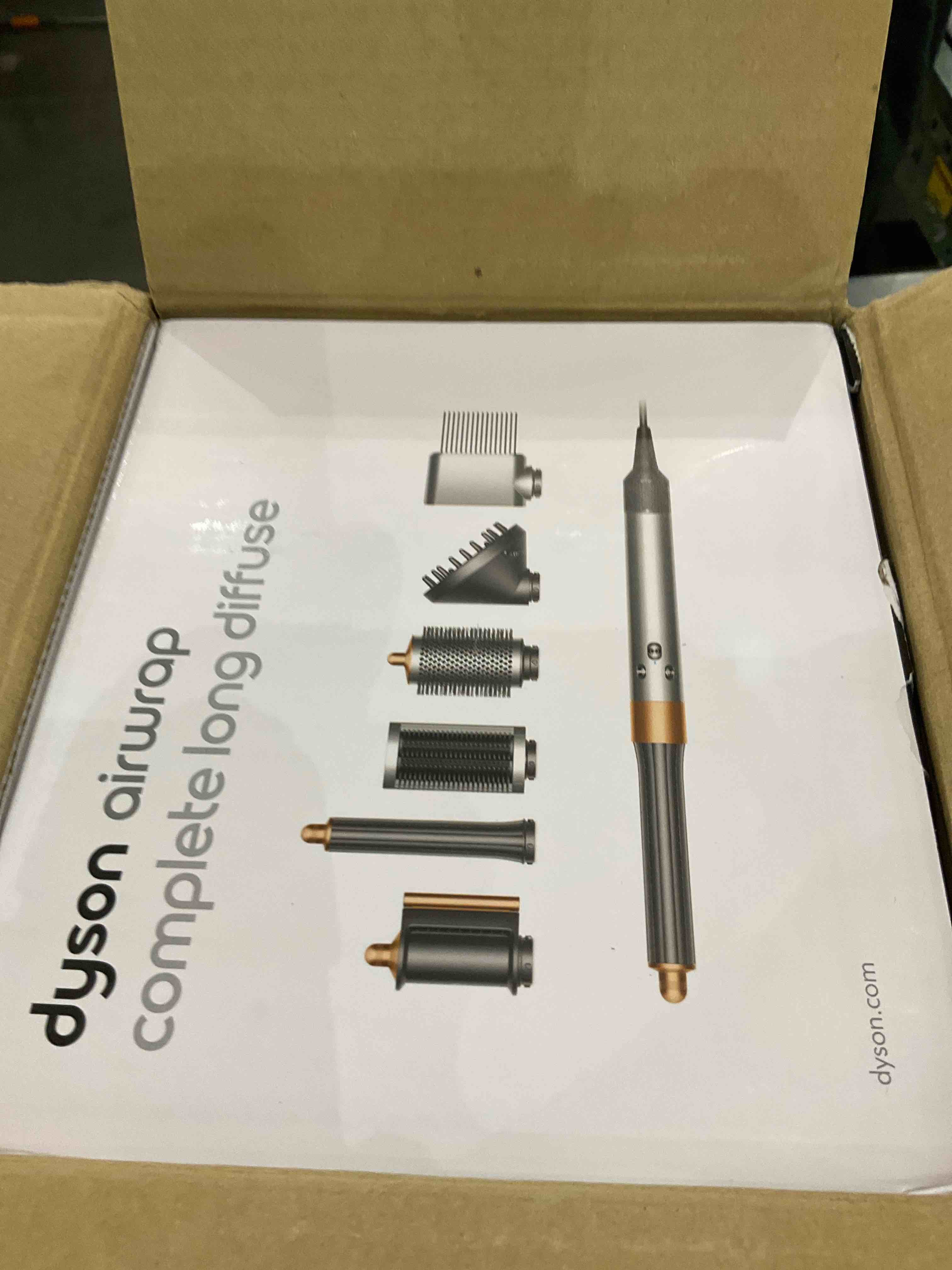 https://s3.amazonaws.com/lotting-images-prod/BargainHunt/EXS01337901_1712855123879.jpeg