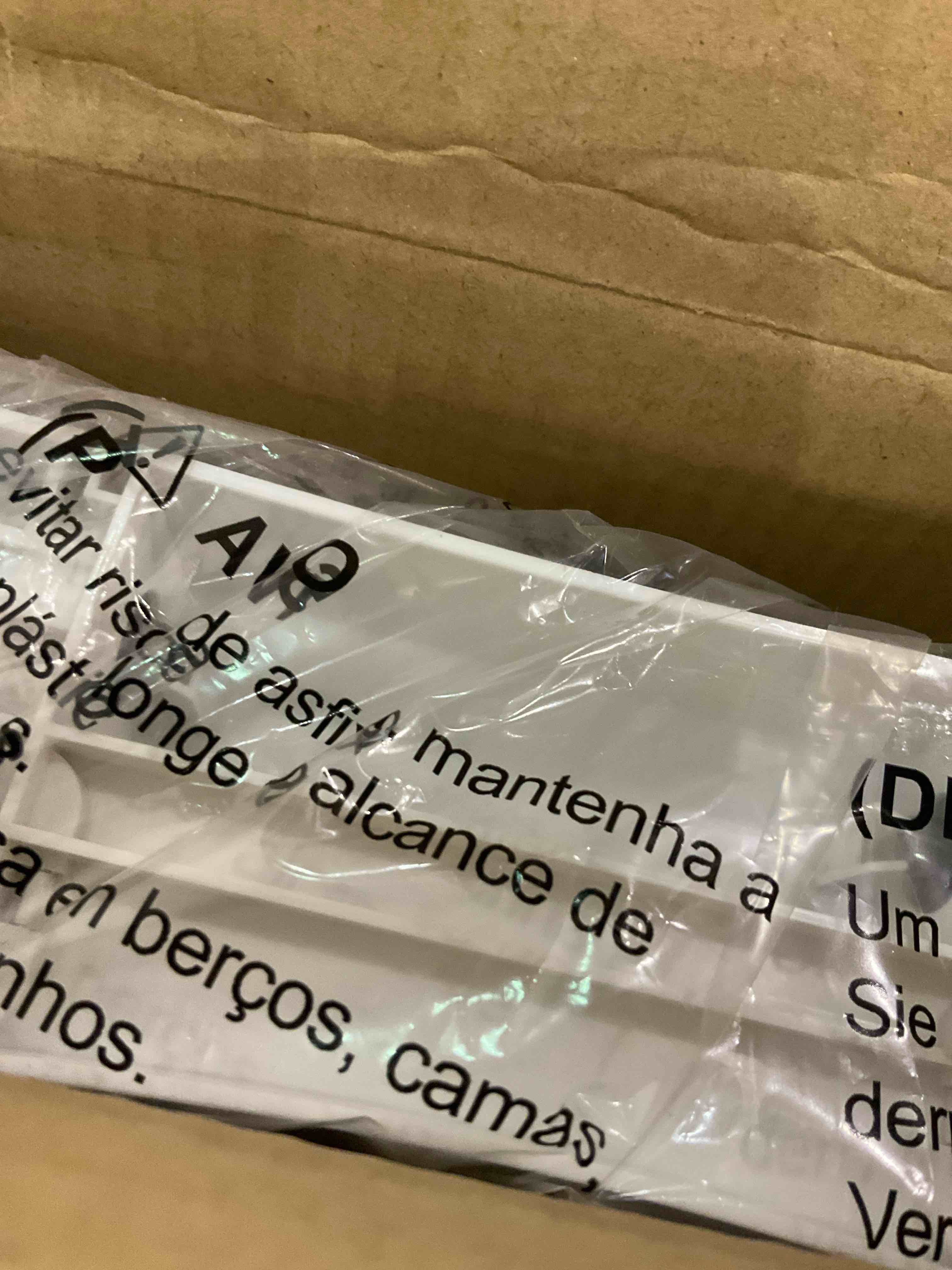 https://s3.amazonaws.com/lotting-images-prod/BargainHunt/EXS01338173_1712601815711.jpeg