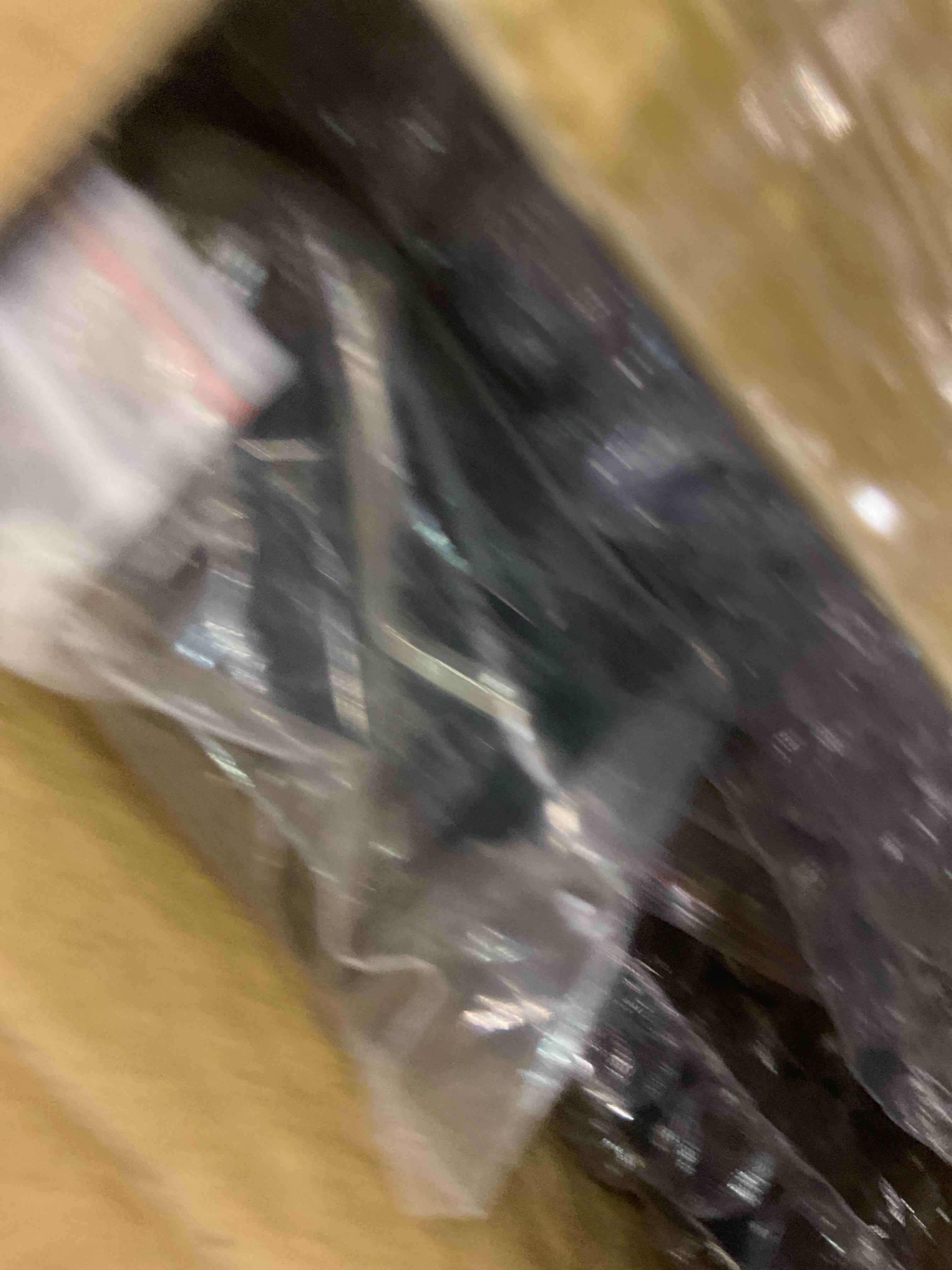 https://s3.amazonaws.com/lotting-images-prod/BargainHunt/EXS01338320_1712760659398.jpeg