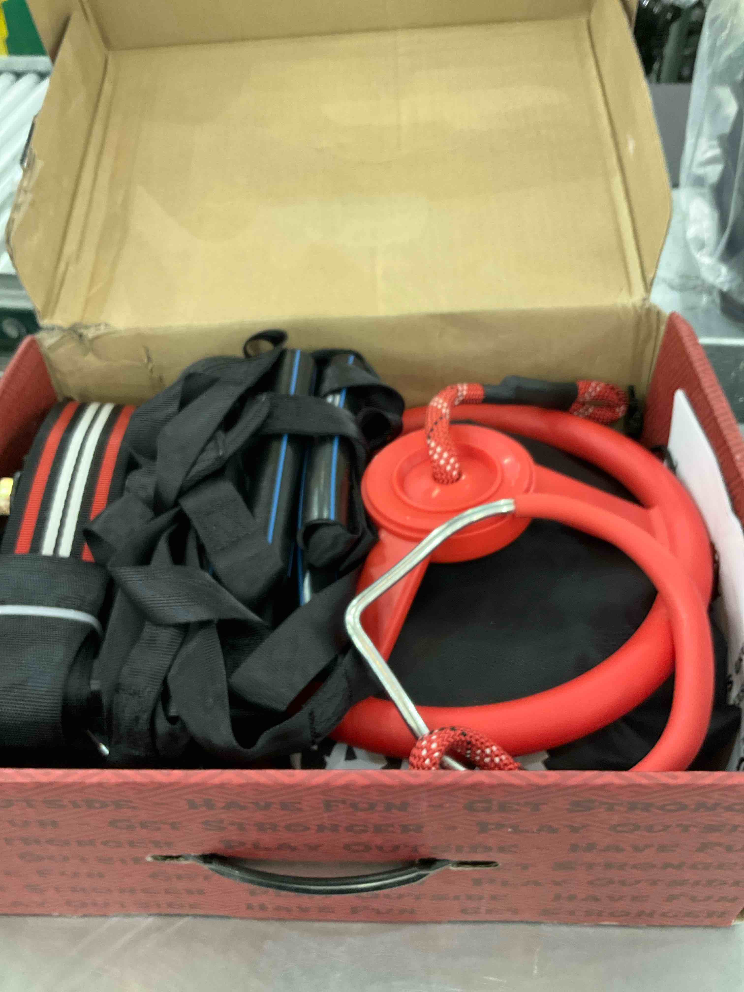 https://s3.amazonaws.com/lotting-images-prod/BargainHunt/EXS01338518_1713199509869.jpeg