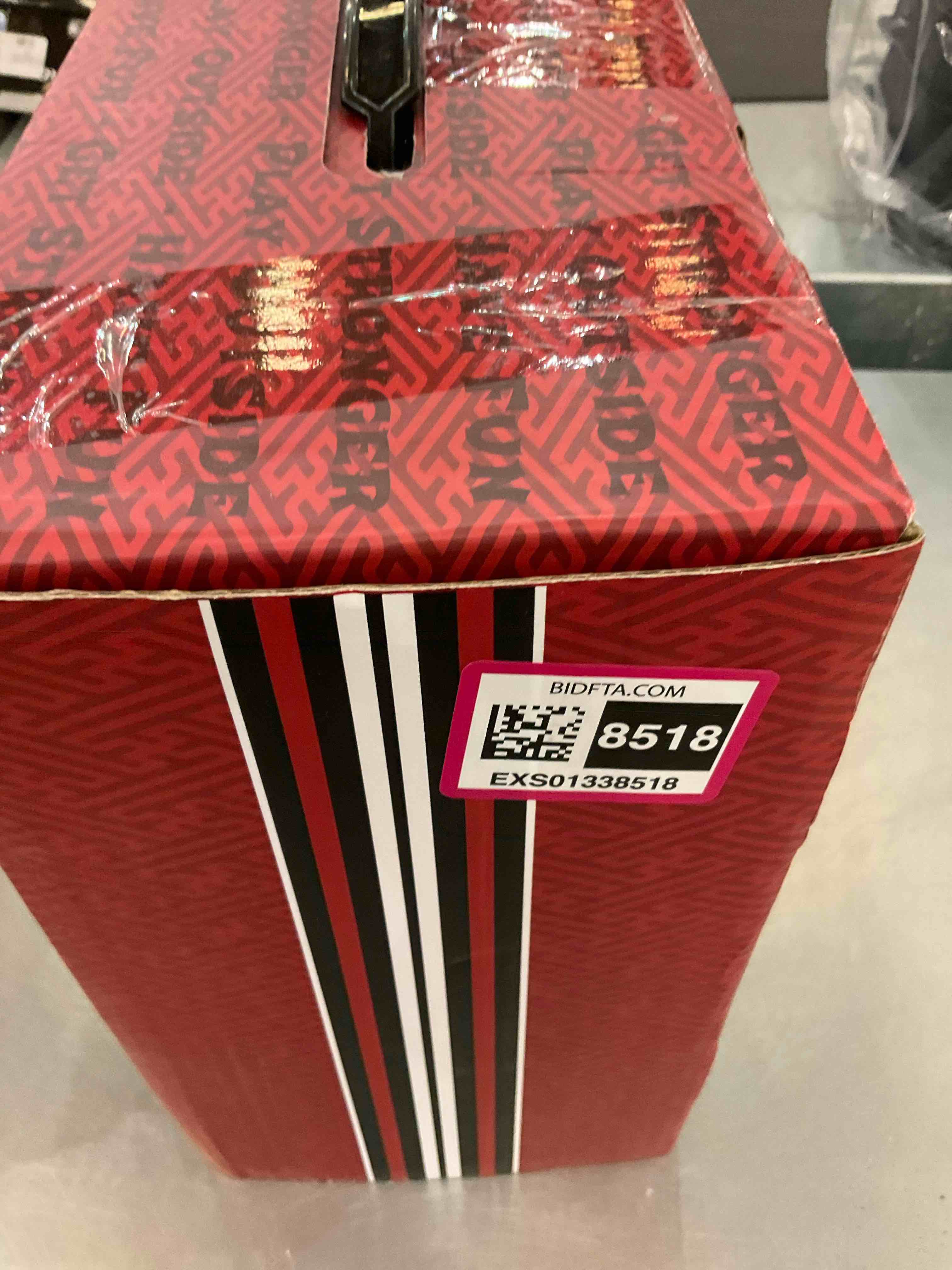 https://s3.amazonaws.com/lotting-images-prod/BargainHunt/EXS01338518_1713199592841.jpeg