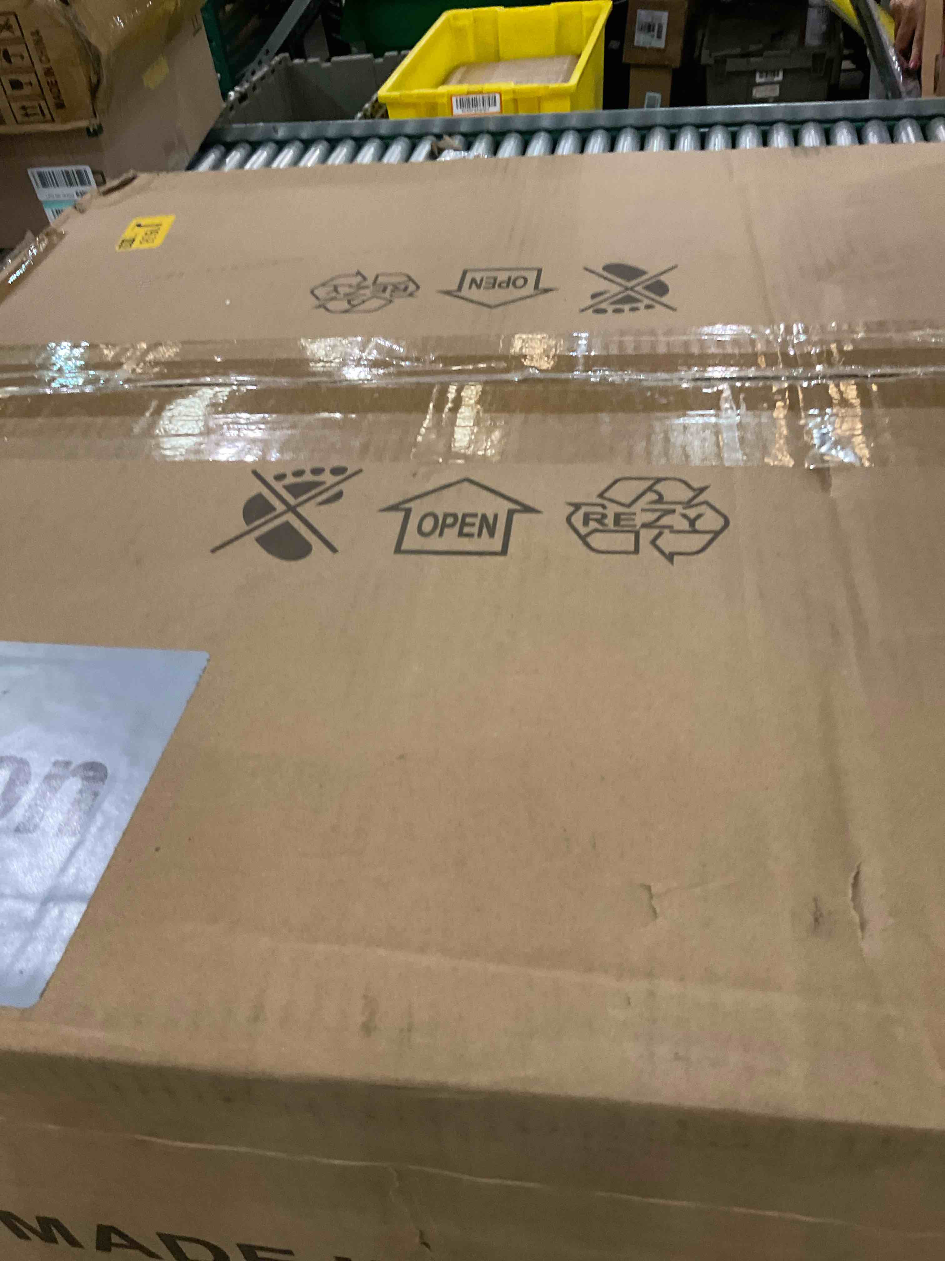 https://s3.amazonaws.com/lotting-images-prod/BargainHunt/EXS01338643_1713287756724.jpeg