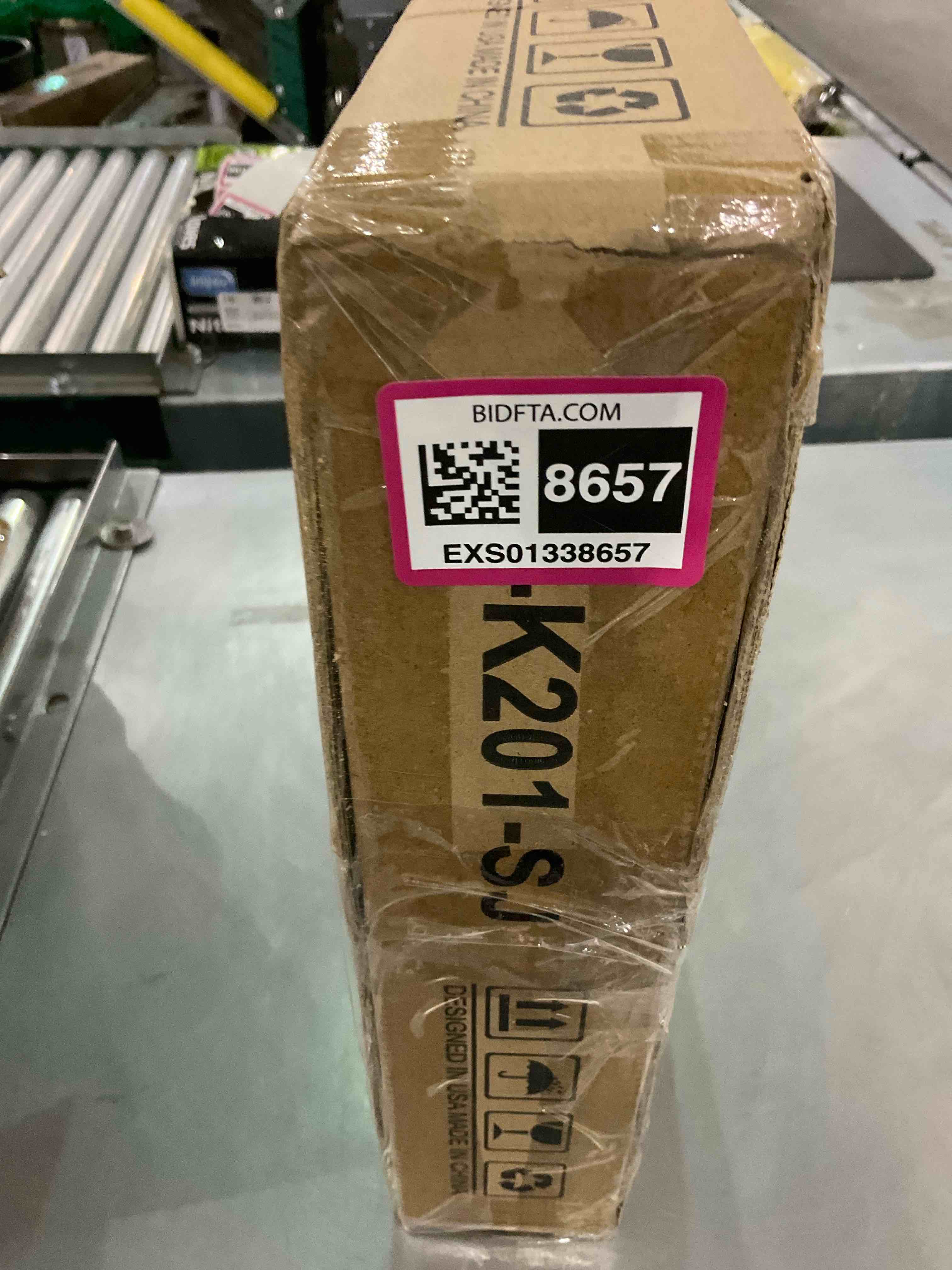 https://s3.amazonaws.com/lotting-images-prod/BargainHunt/EXS01338657_1713354617520.jpeg