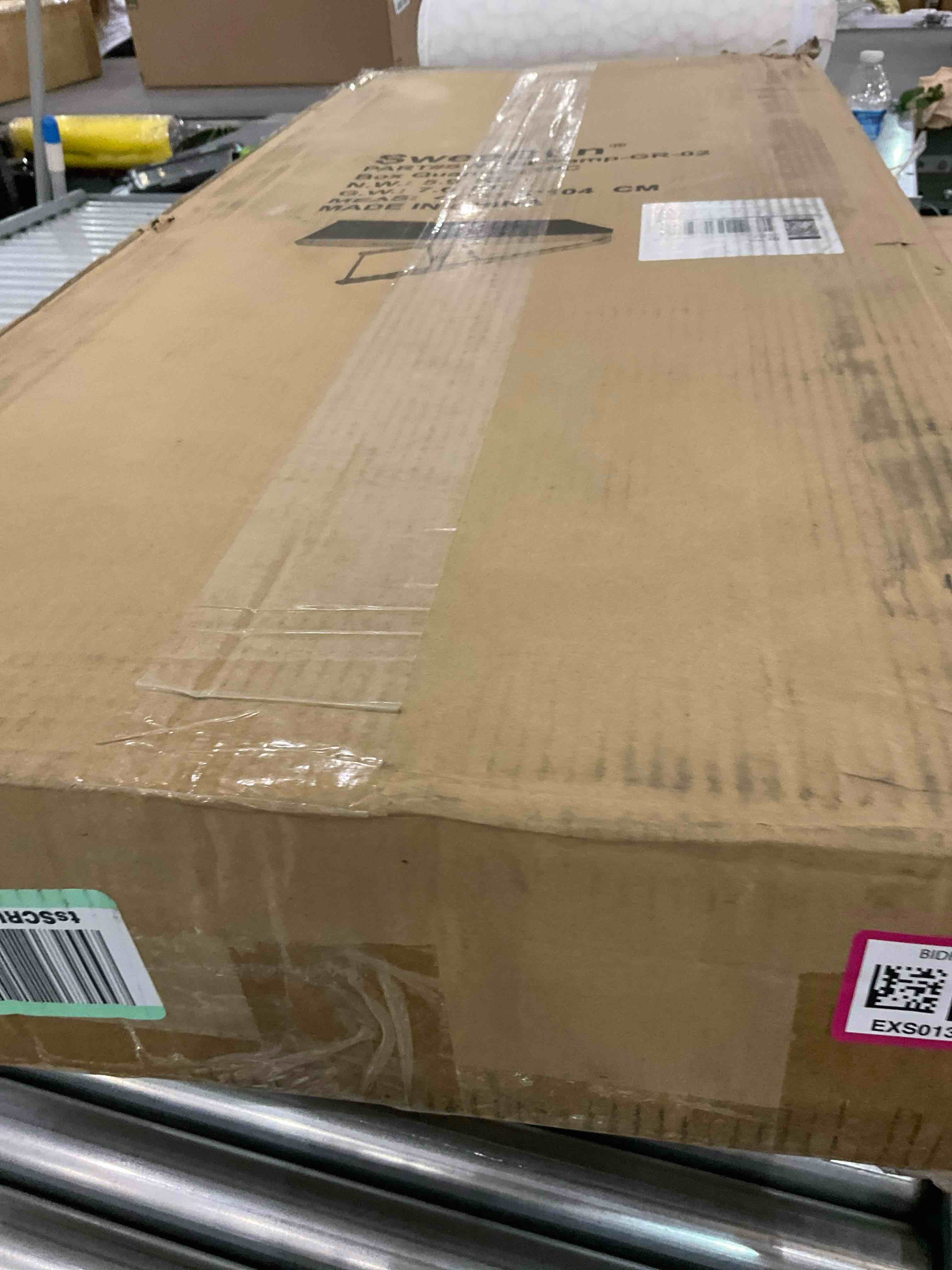 https://s3.amazonaws.com/lotting-images-prod/BargainHunt/EXS01338812_1713450603357.jpeg