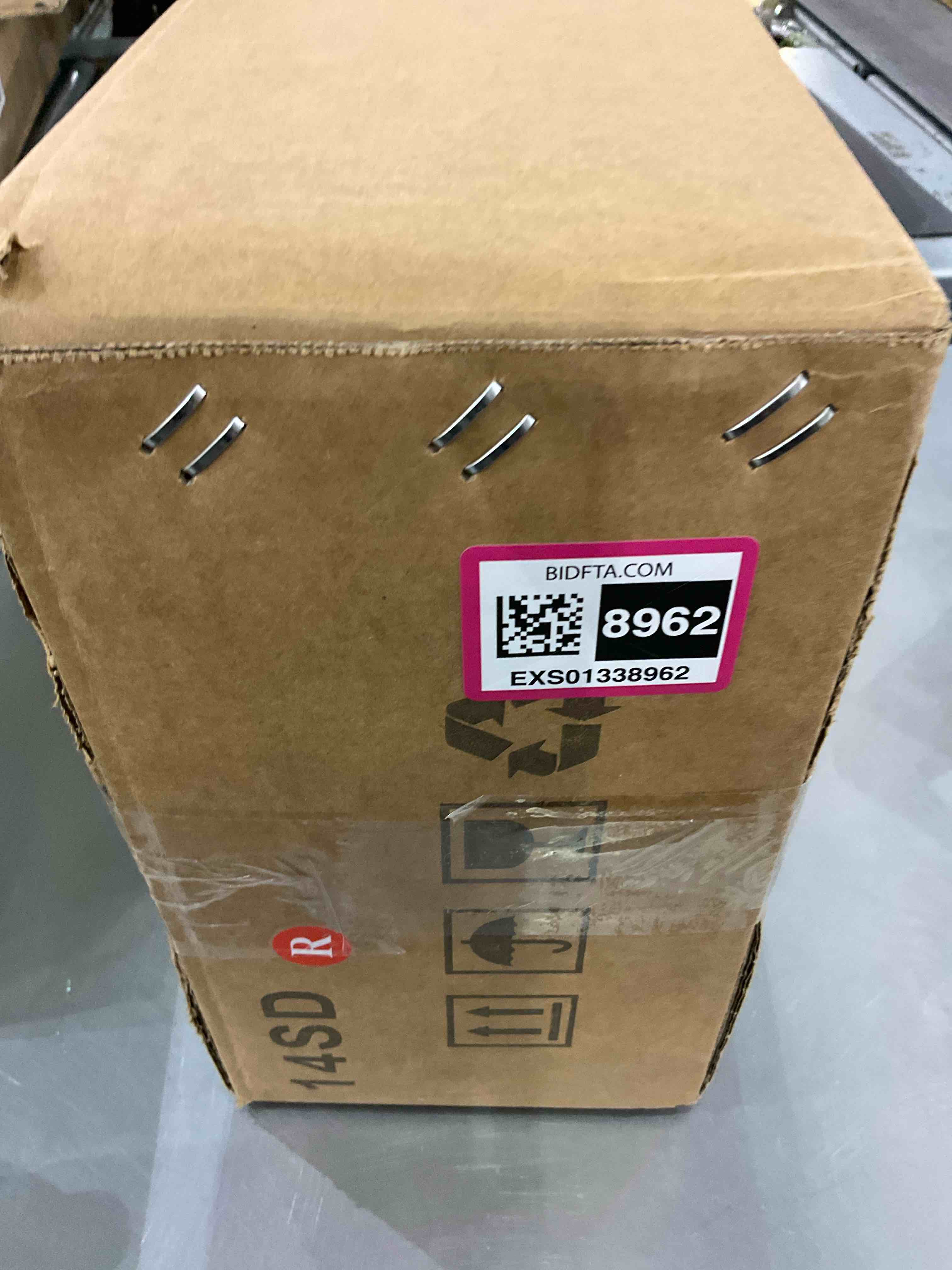 https://s3.amazonaws.com/lotting-images-prod/BargainHunt/EXS01338962_1713785769814.jpeg