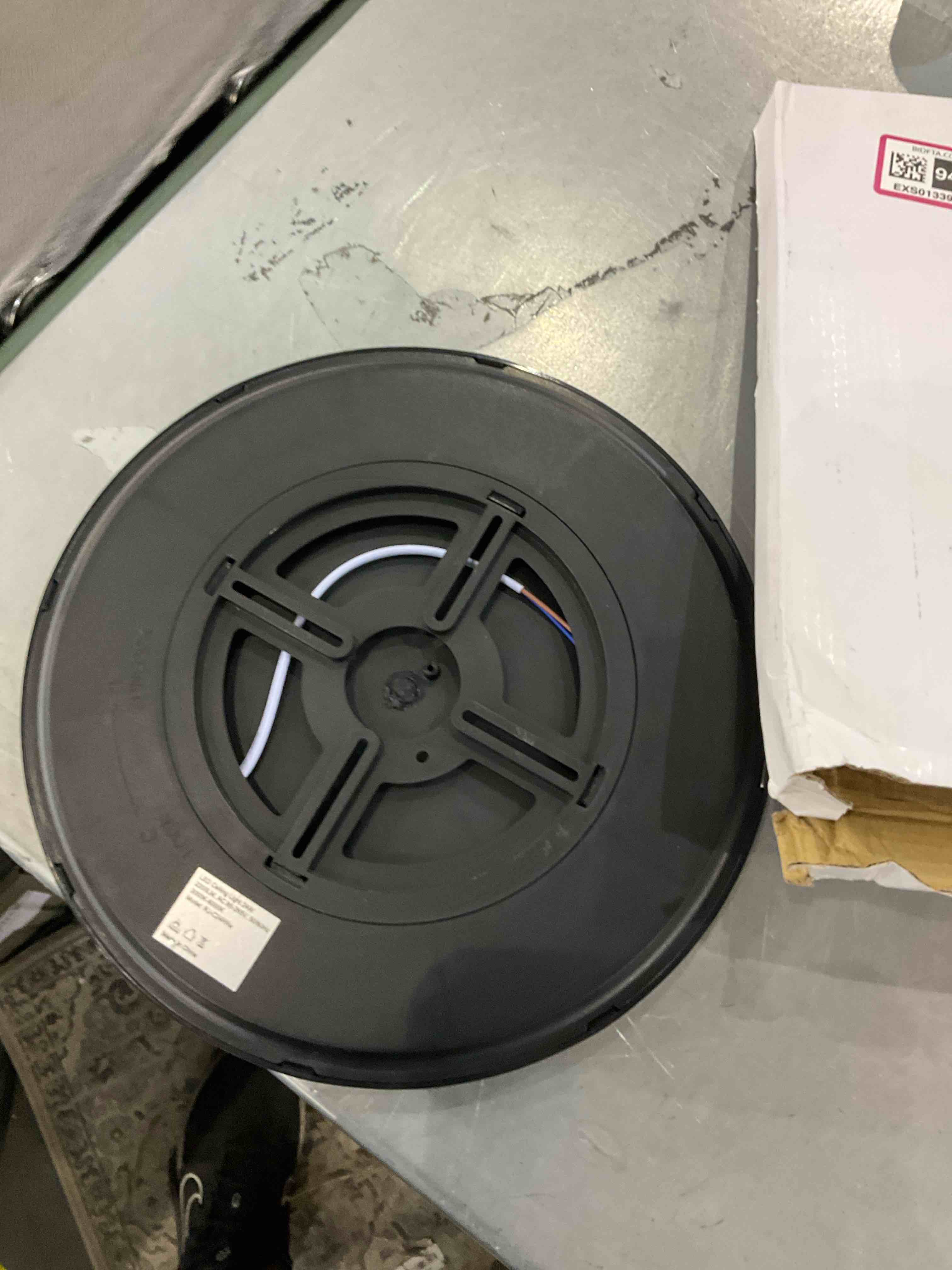 https://s3.amazonaws.com/lotting-images-prod/BargainHunt/EXS01339434_1713785353856.jpeg