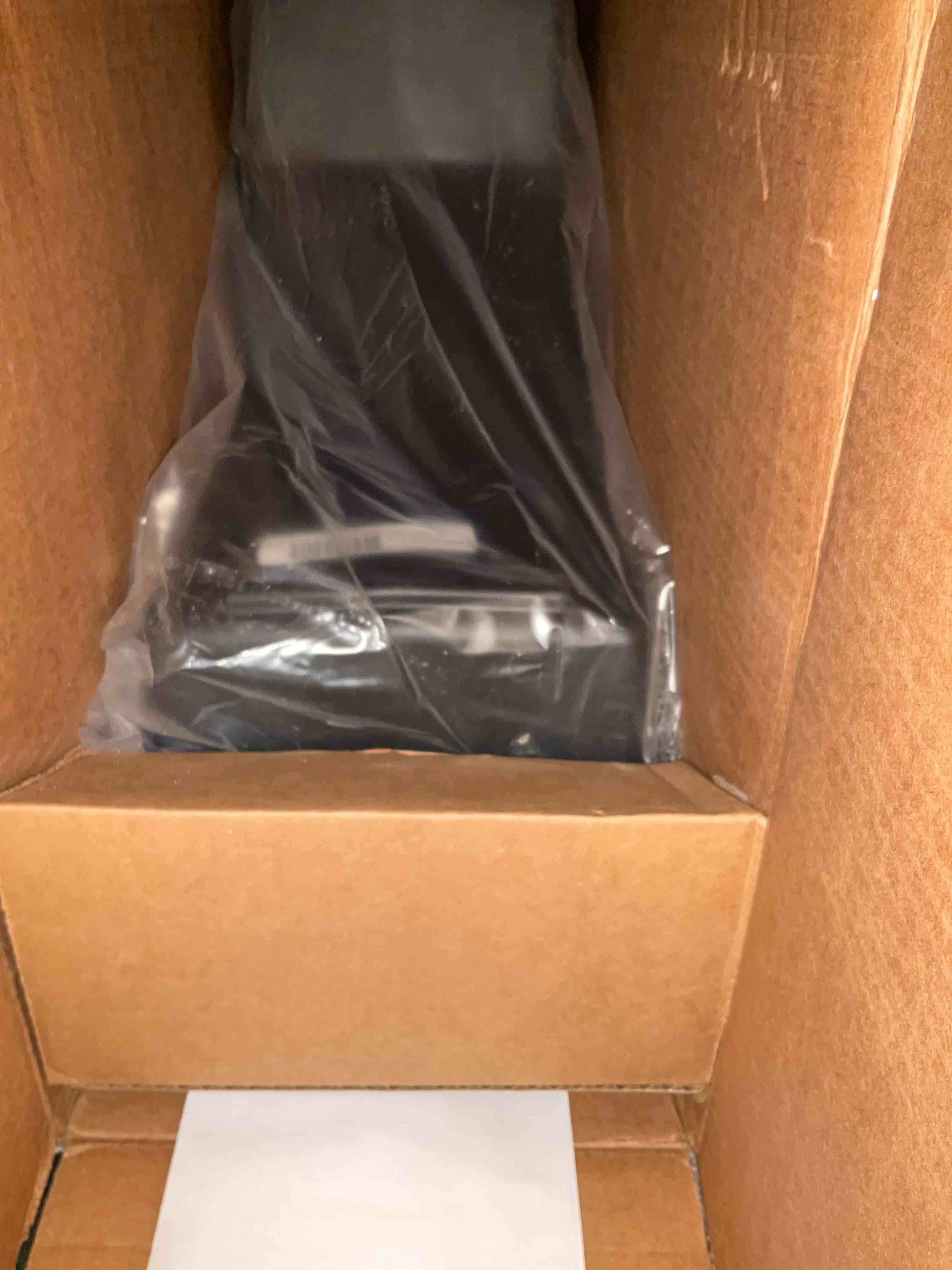 https://s3.amazonaws.com/lotting-images-prod/BargainHunt/EXS01339570_1713871273061.jpeg