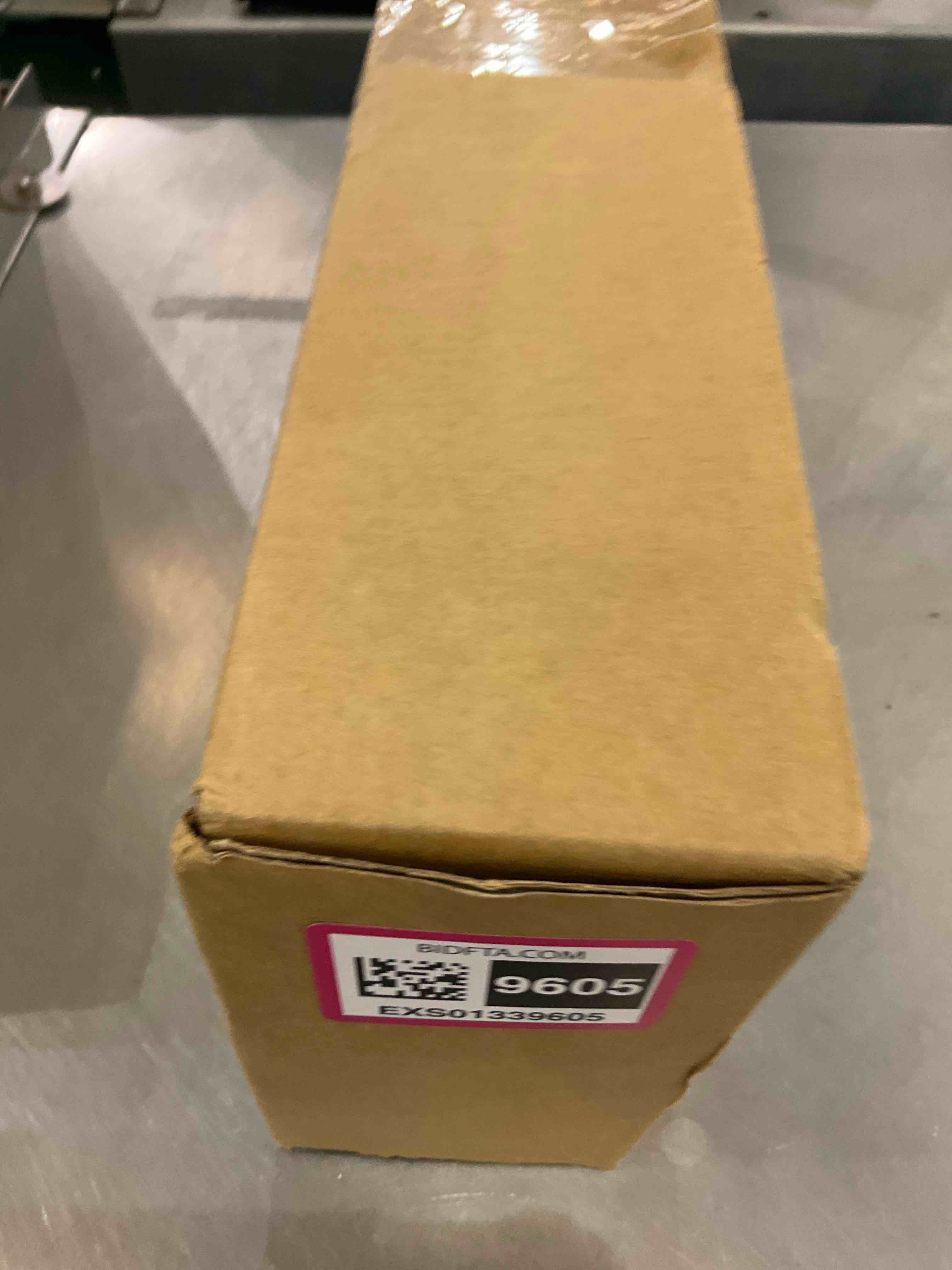 https://s3.amazonaws.com/lotting-images-prod/BargainHunt/EXS01339605_1713963145193.jpeg