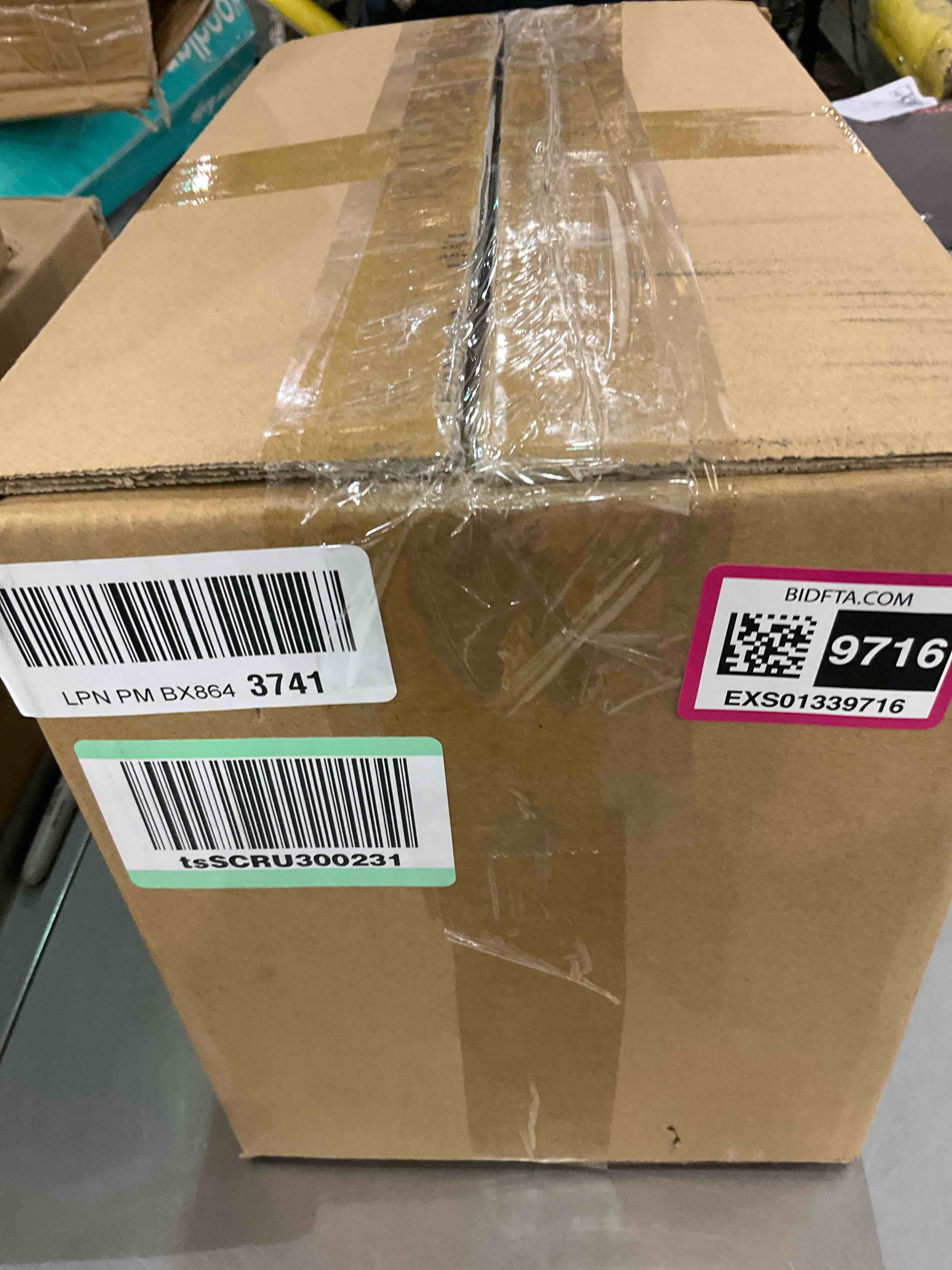https://s3.amazonaws.com/lotting-images-prod/BargainHunt/EXS01339716_1714048027151.jpeg