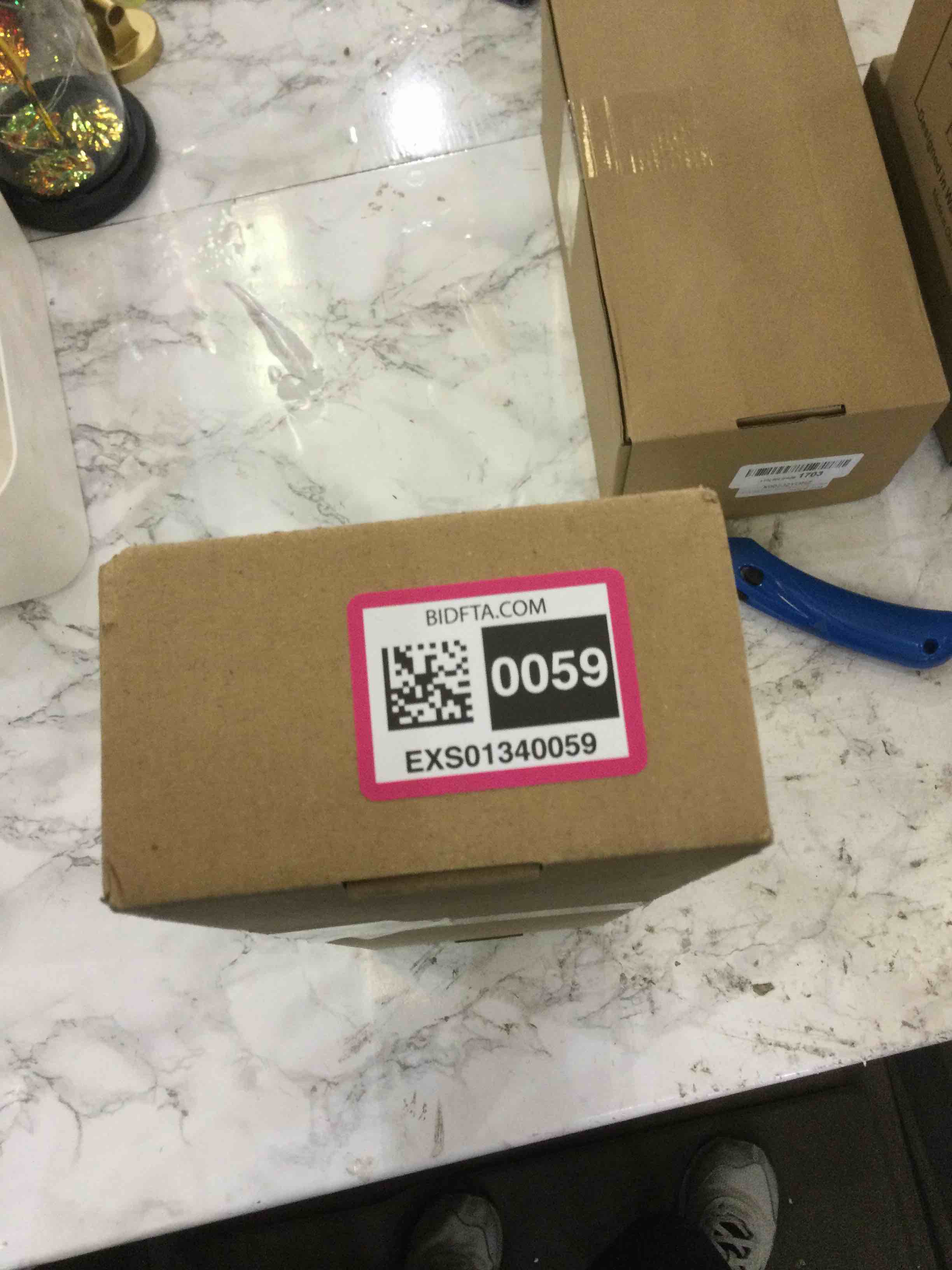 https://s3.amazonaws.com/lotting-images-prod/BargainHunt/EXS01340059_1711639221379.jpeg