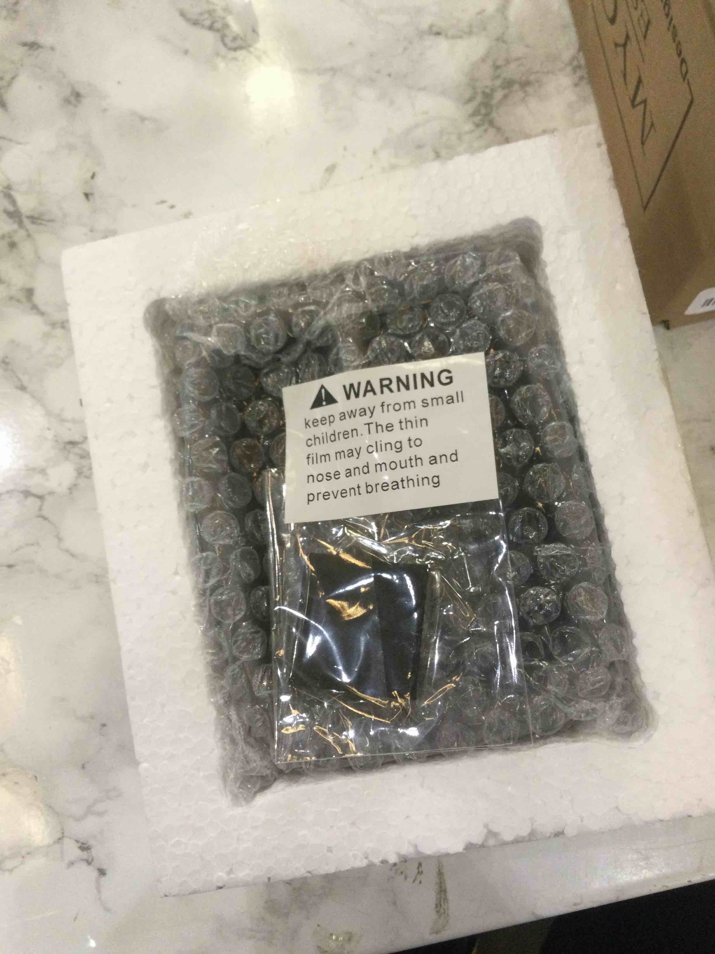https://s3.amazonaws.com/lotting-images-prod/BargainHunt/EXS01340061_1711639317565.jpeg