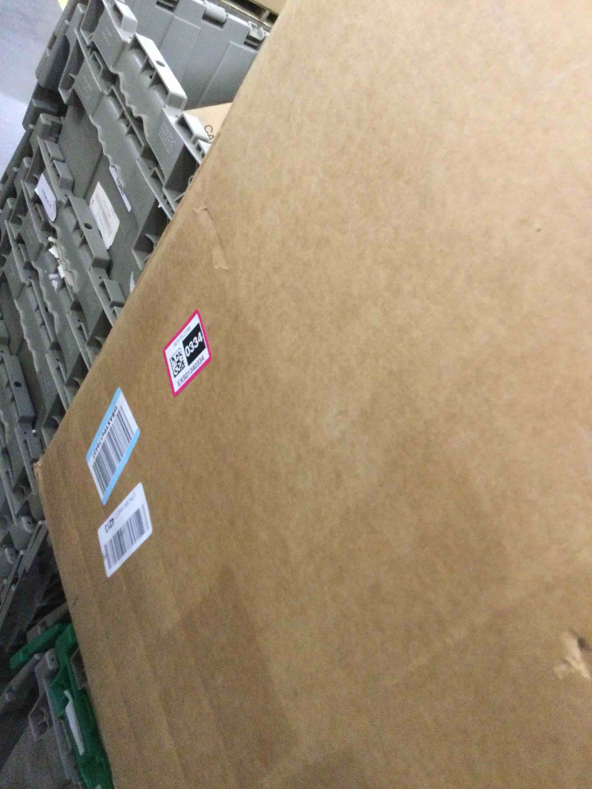https://s3.amazonaws.com/lotting-images-prod/BargainHunt/EXS01340334_1711734235765.jpeg