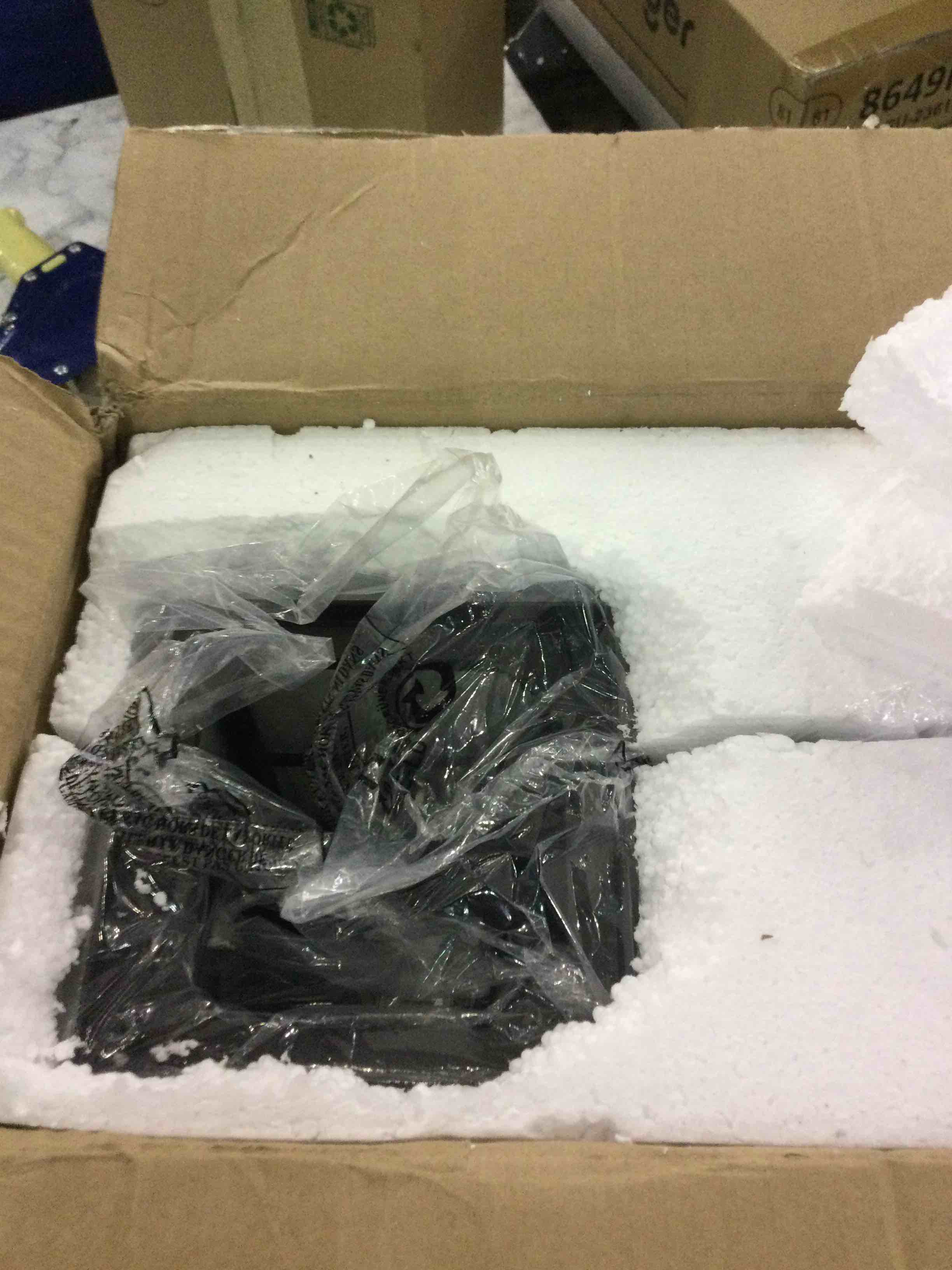 https://s3.amazonaws.com/lotting-images-prod/BargainHunt/EXS01340407_1711973596957.jpeg