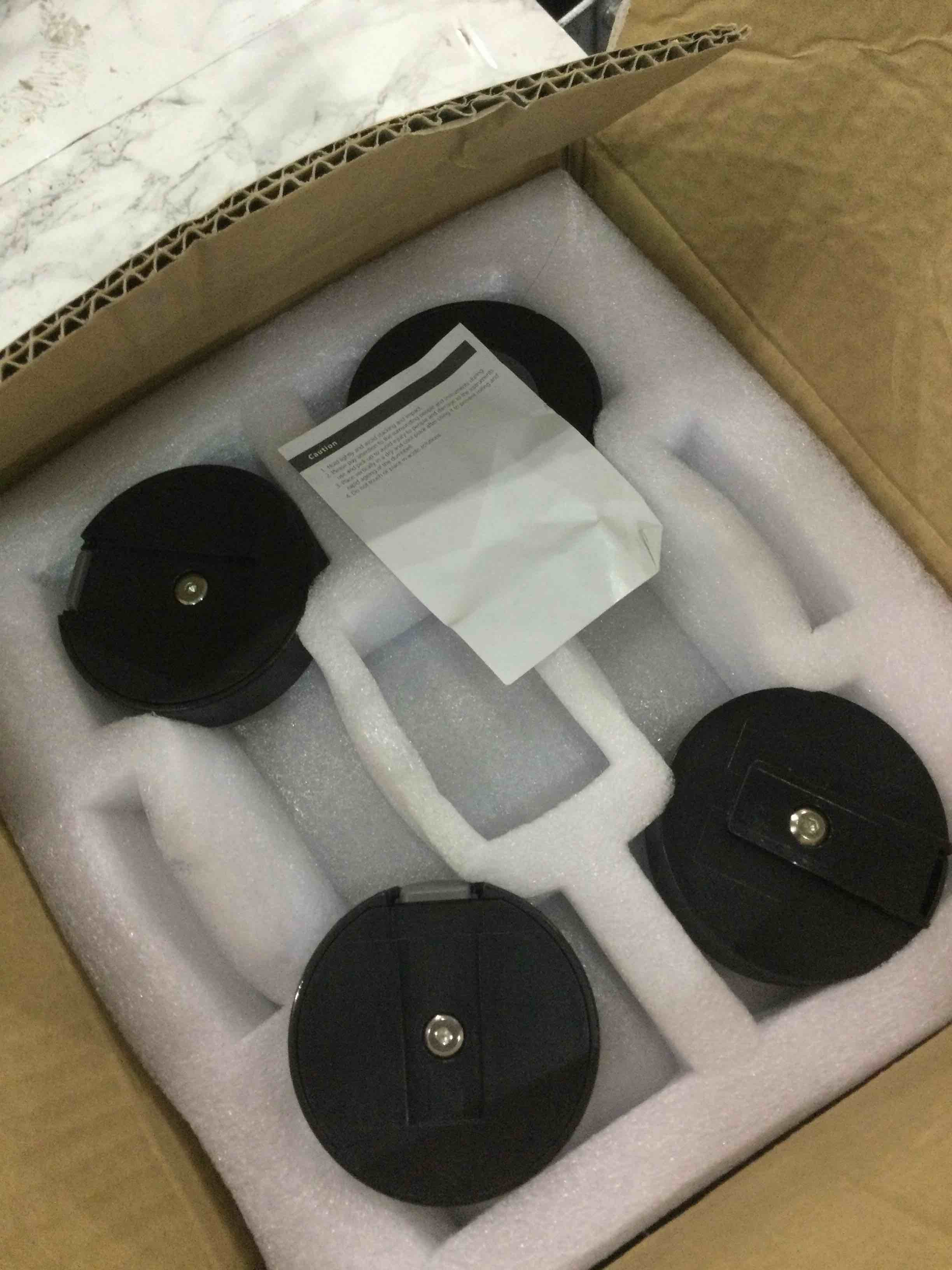 https://s3.amazonaws.com/lotting-images-prod/BargainHunt/EXS01340445_1712057856492.jpeg