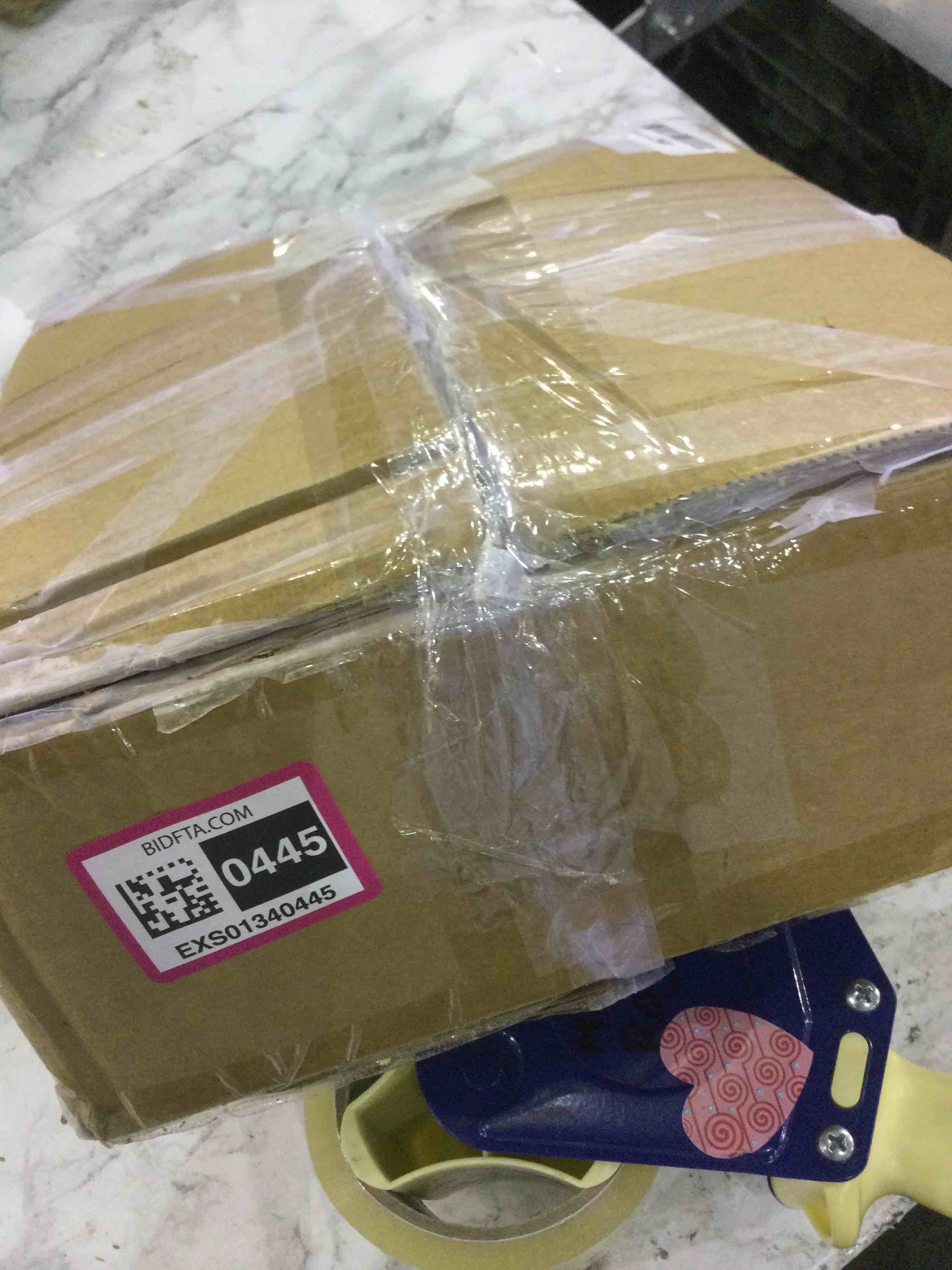 https://s3.amazonaws.com/lotting-images-prod/BargainHunt/EXS01340445_1712057871593.jpeg