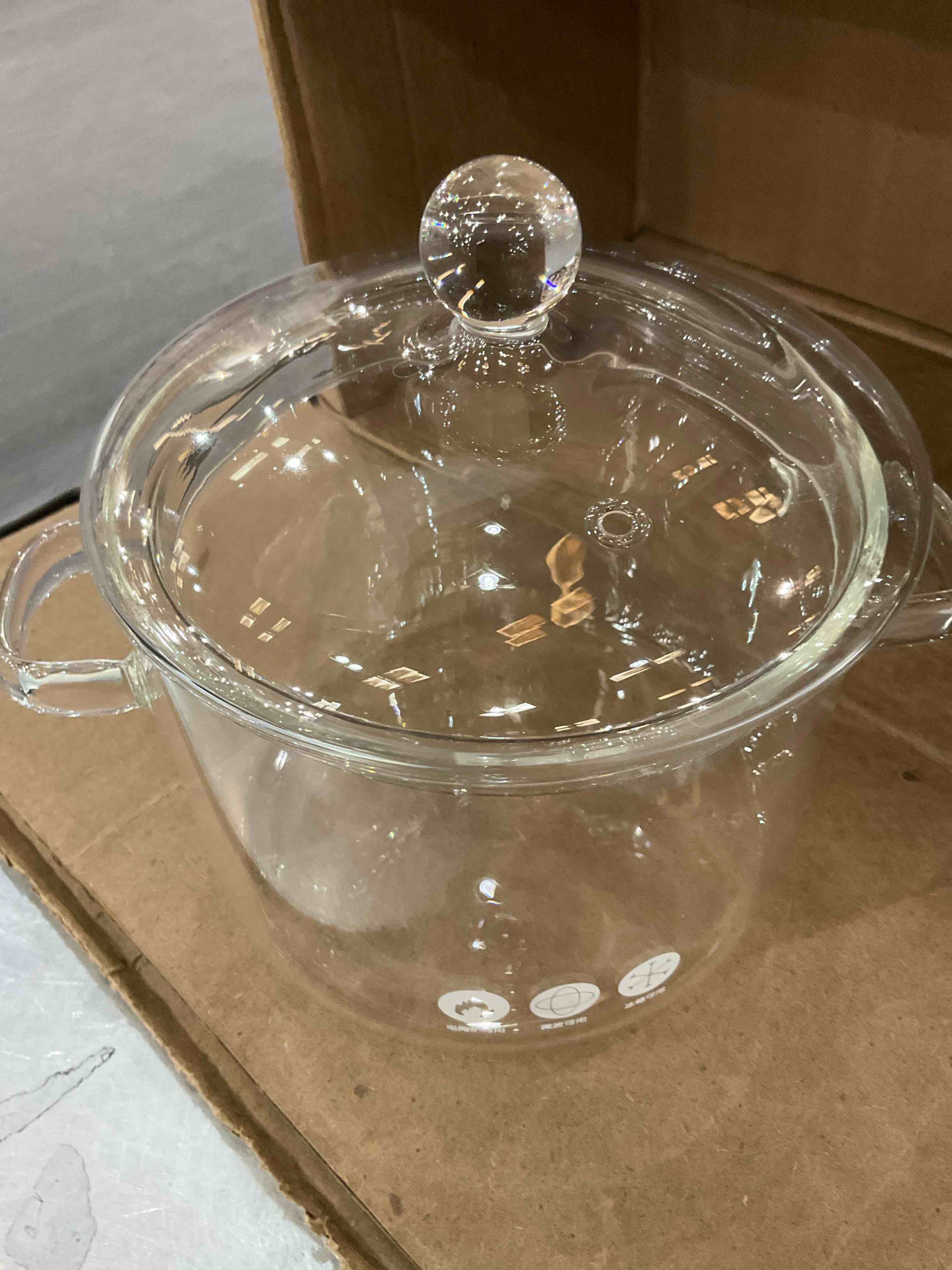 1600ml Glass Saucepan with Cover, Stovetop Cooking Pot with Lid and Handle Simmer Pot Clear Soup Pot, High Borosilicate Glass Cookware