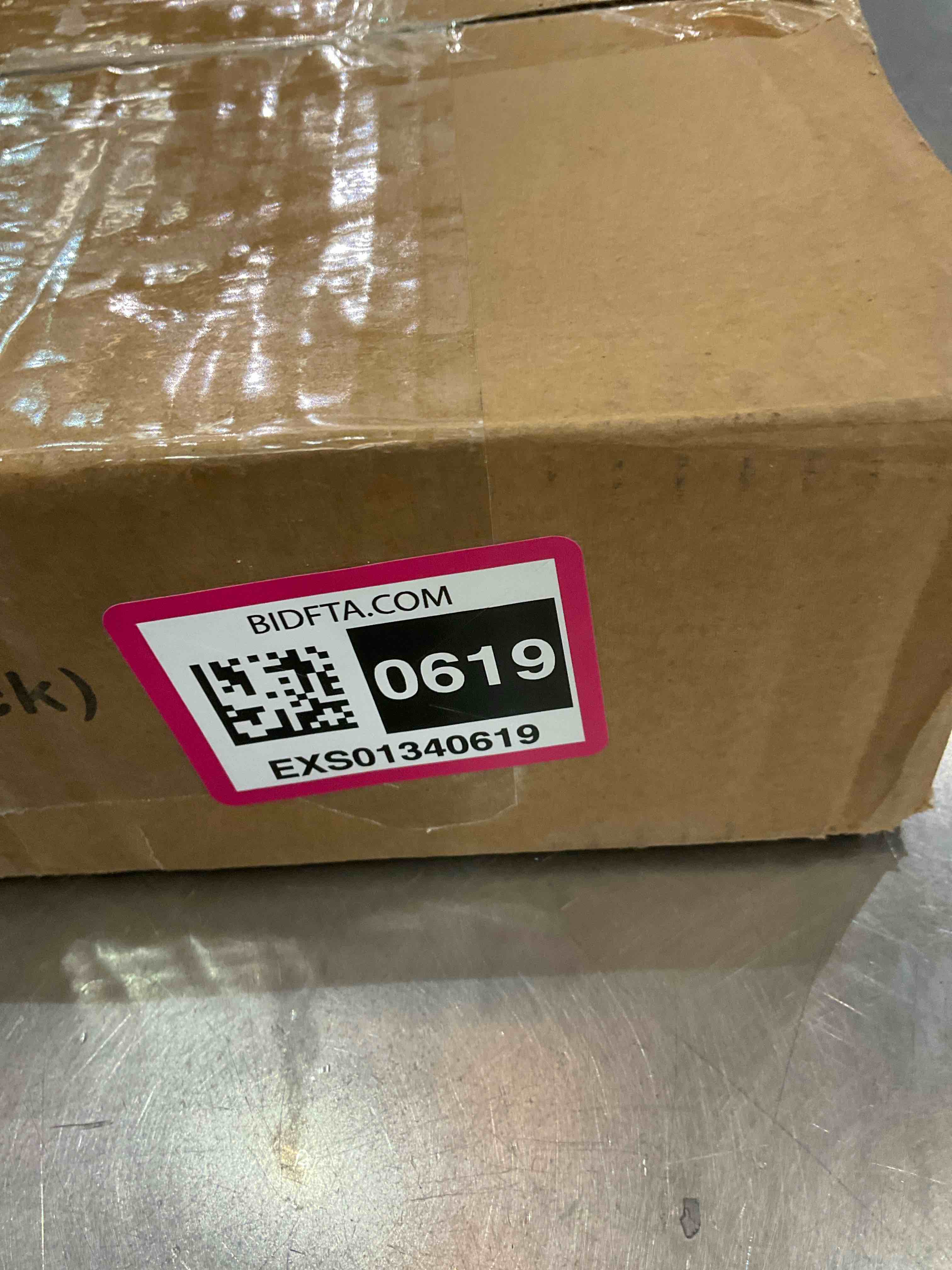 https://s3.amazonaws.com/lotting-images-prod/BargainHunt/EXS01340619_1711640371766.jpeg