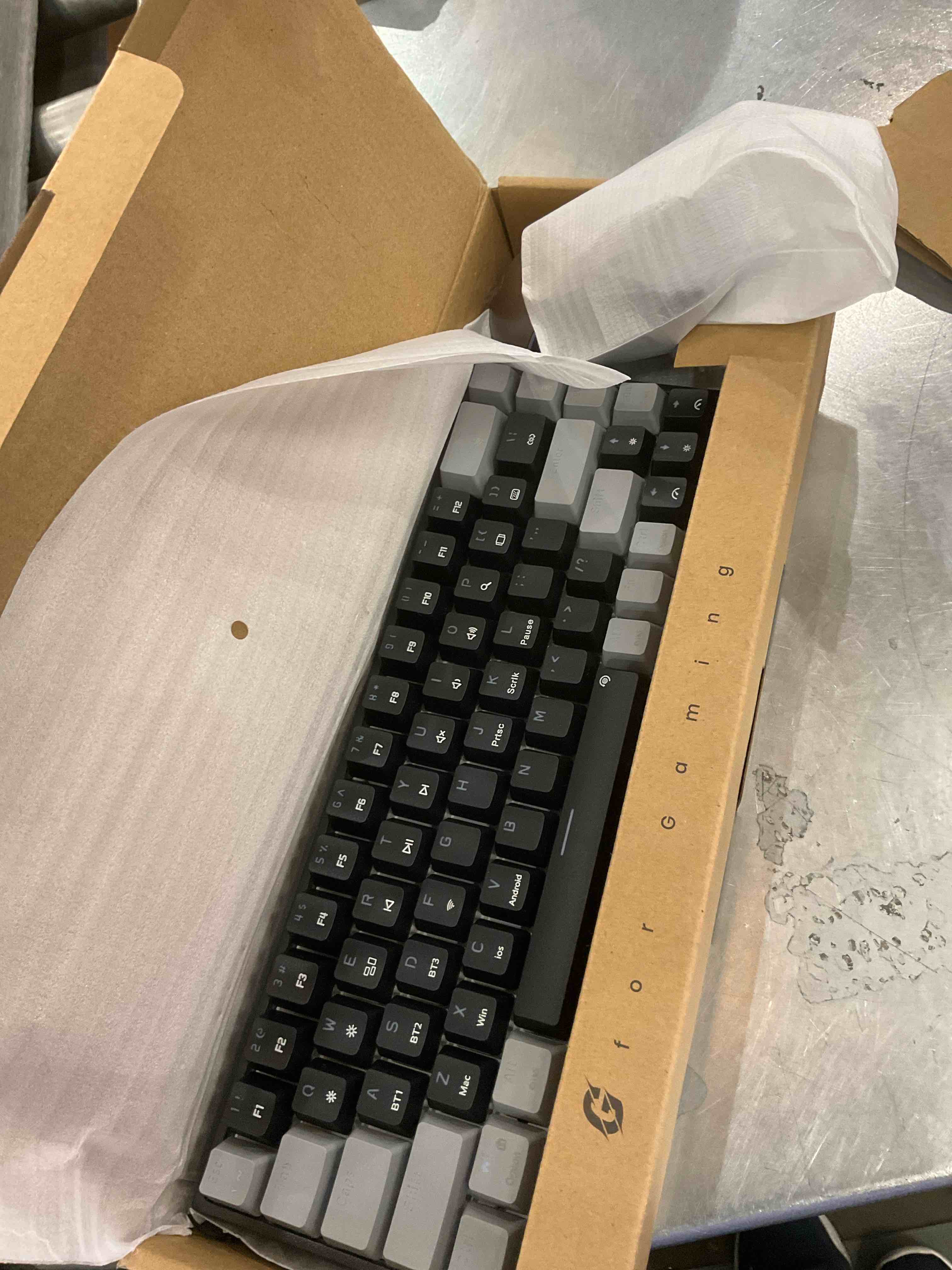 https://s3.amazonaws.com/lotting-images-prod/BargainHunt/EXS01340620_1711640239253.jpeg