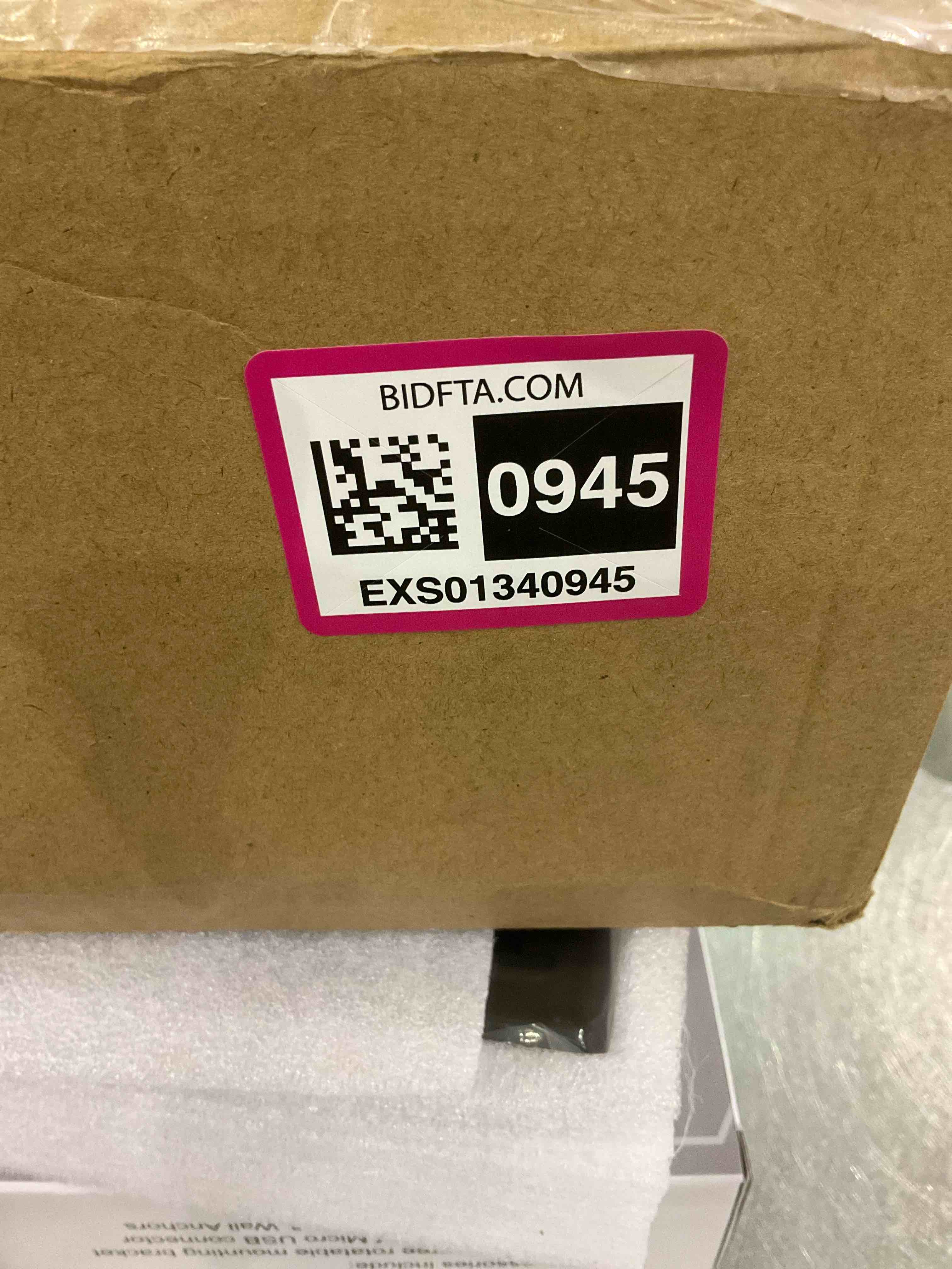 https://s3.amazonaws.com/lotting-images-prod/BargainHunt/EXS01340945_1712067965371.jpeg
