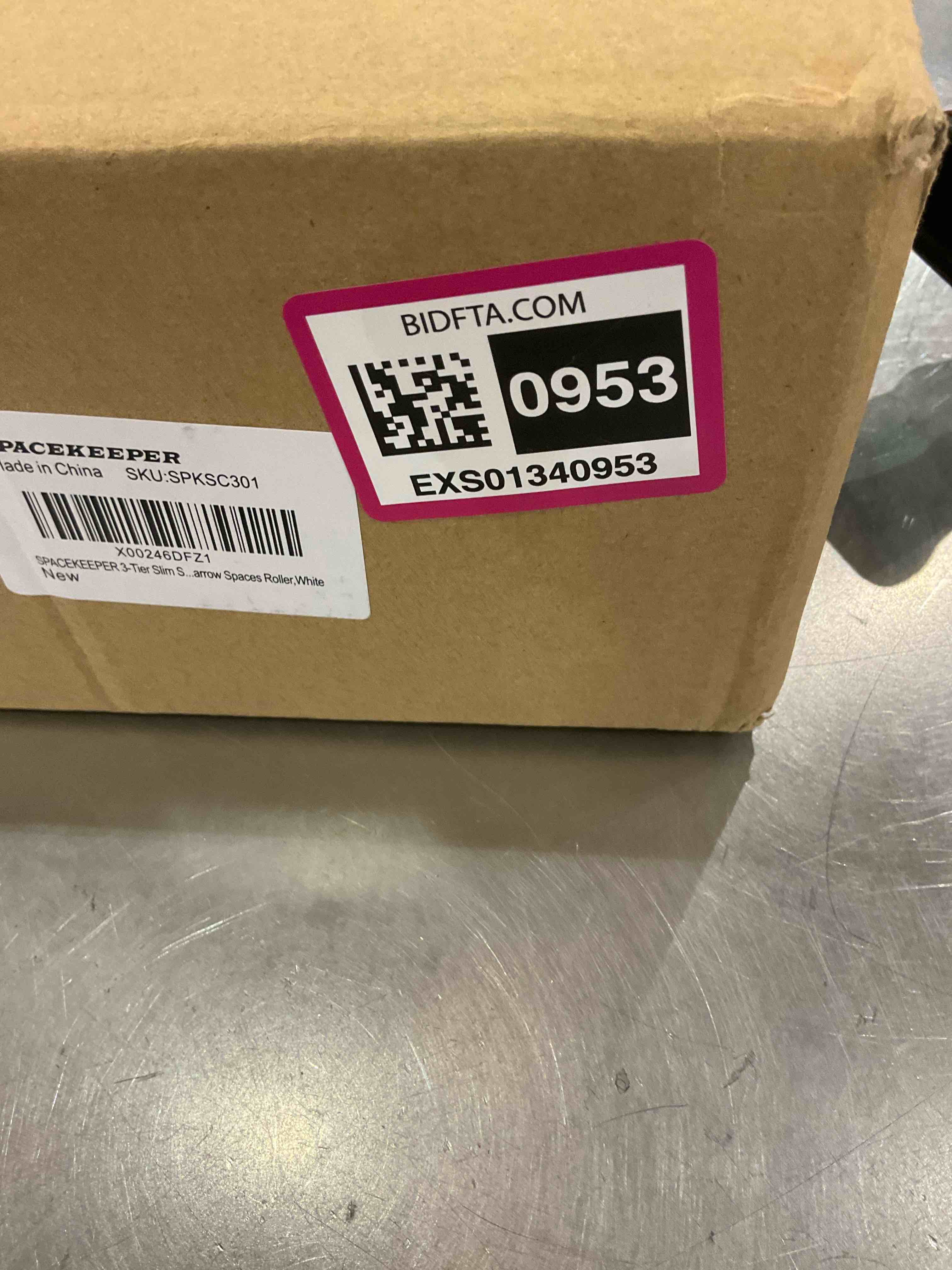 https://s3.amazonaws.com/lotting-images-prod/BargainHunt/EXS01340953_1712070347067.jpeg