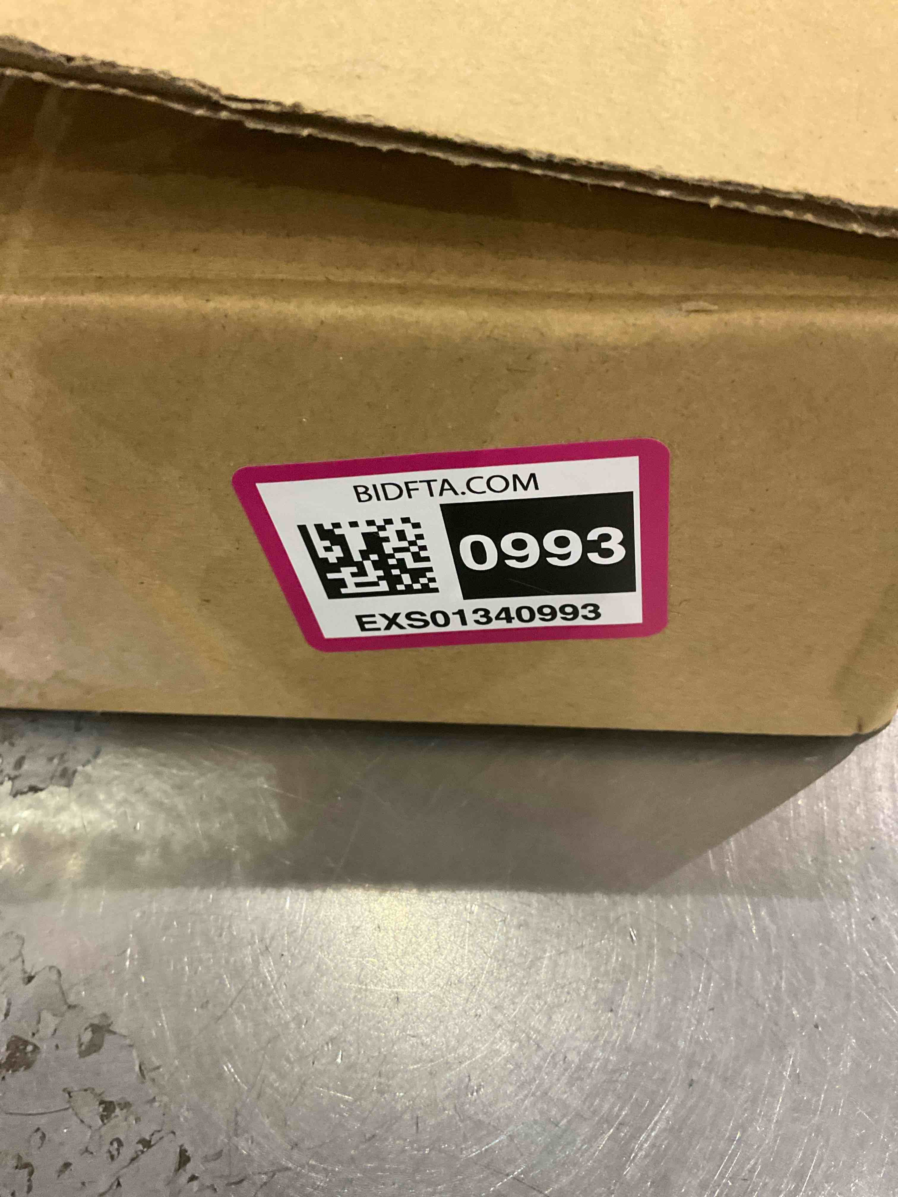 https://s3.amazonaws.com/lotting-images-prod/BargainHunt/EXS01340993_1712144406476.jpeg