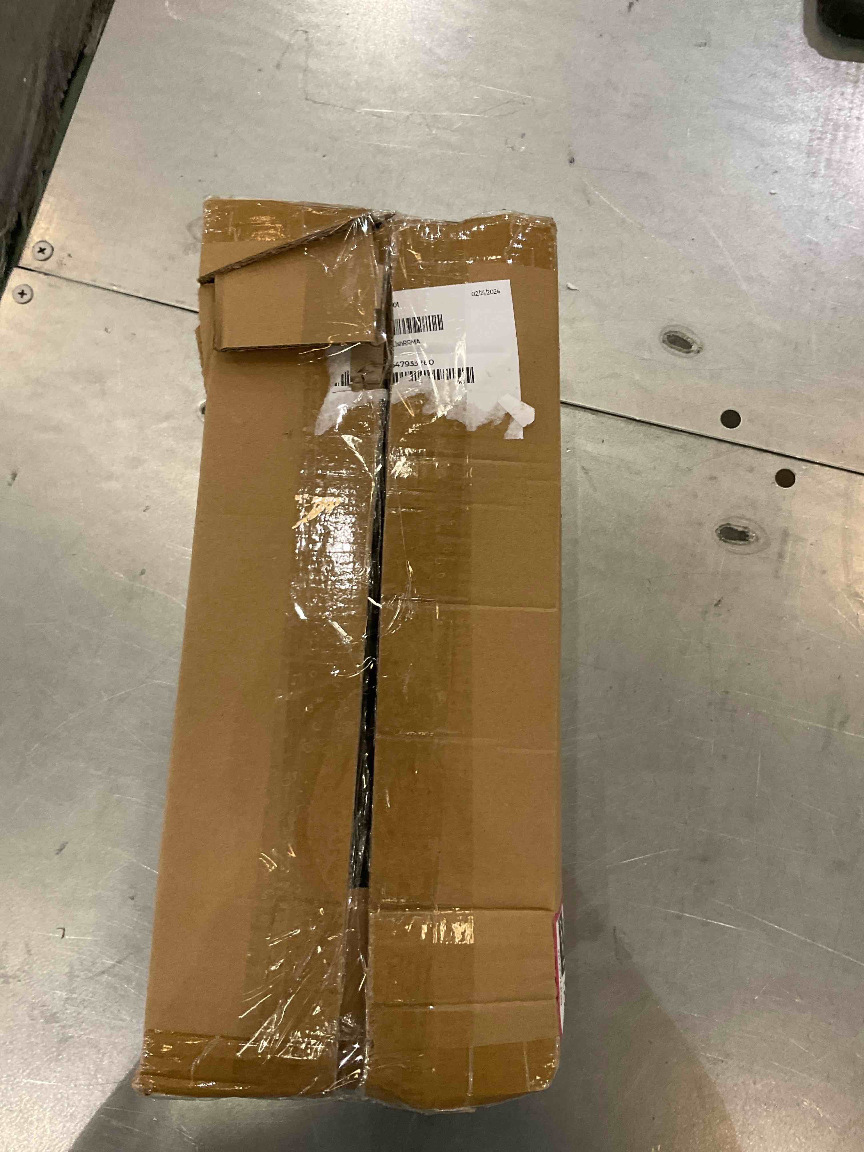https://s3.amazonaws.com/lotting-images-prod/BargainHunt/EXS01341337_1711386789293.jpeg