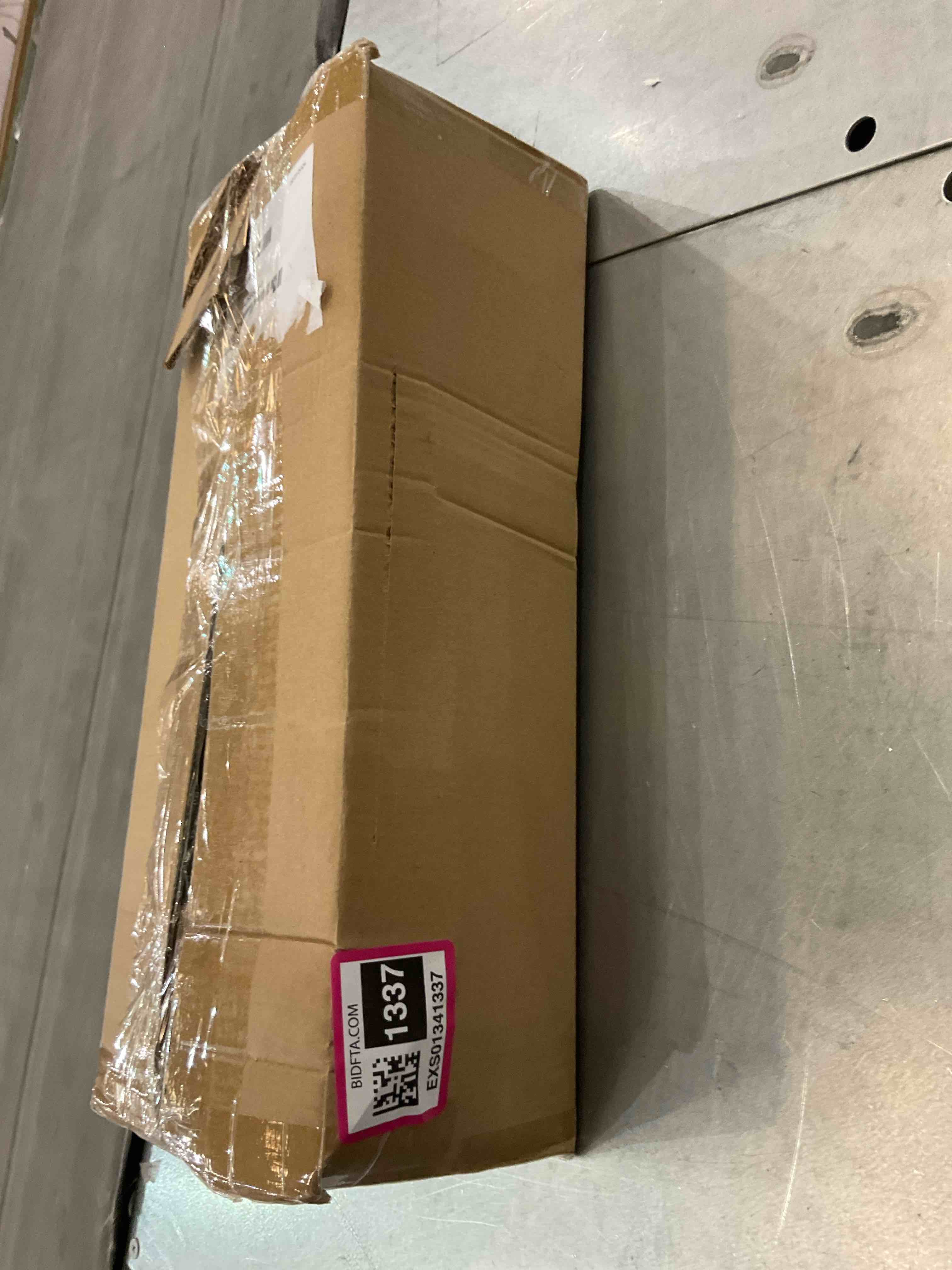 https://s3.amazonaws.com/lotting-images-prod/BargainHunt/EXS01341337_1711386791908.jpeg