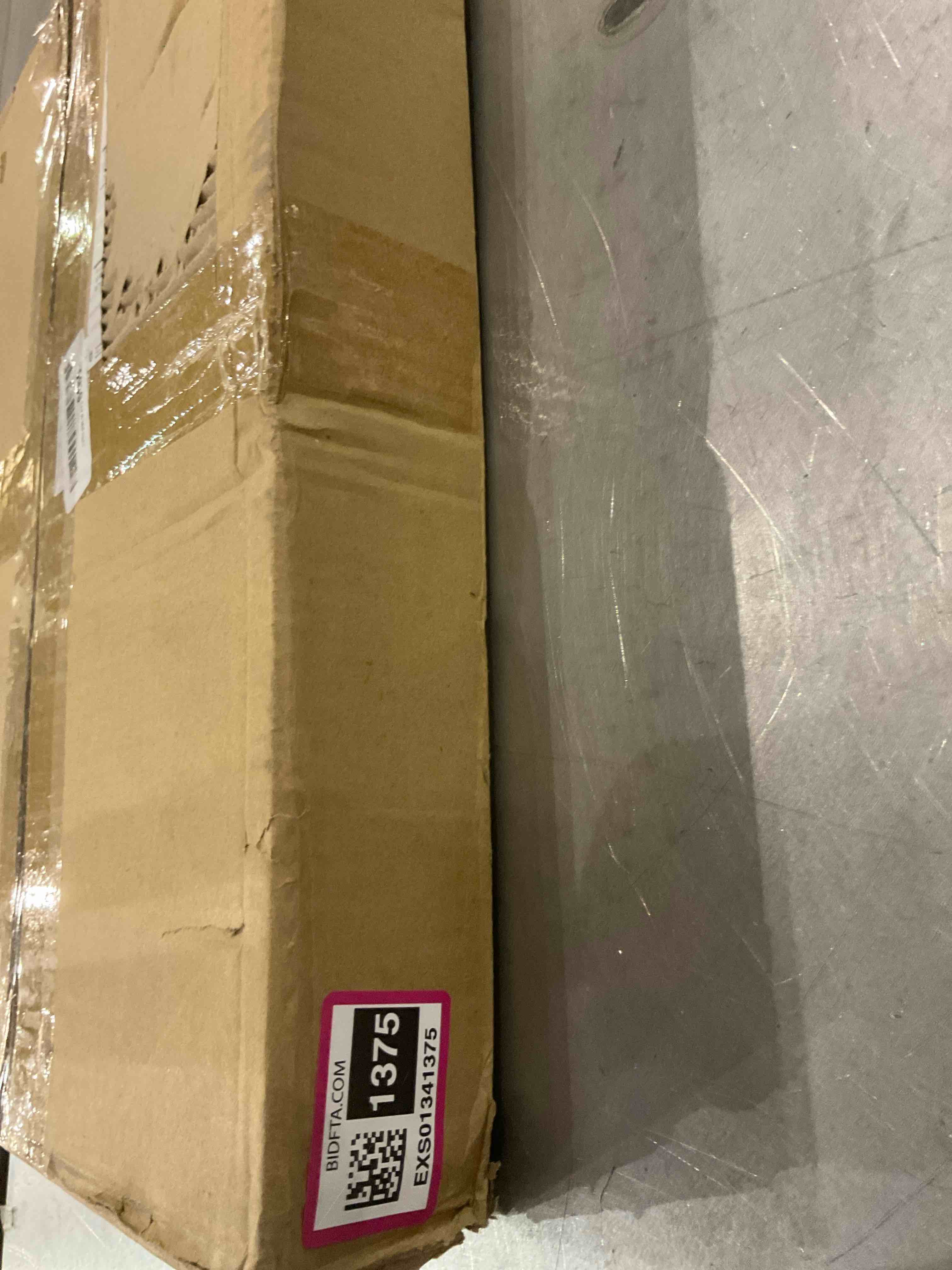https://s3.amazonaws.com/lotting-images-prod/BargainHunt/EXS01341375_1711454697377.jpeg