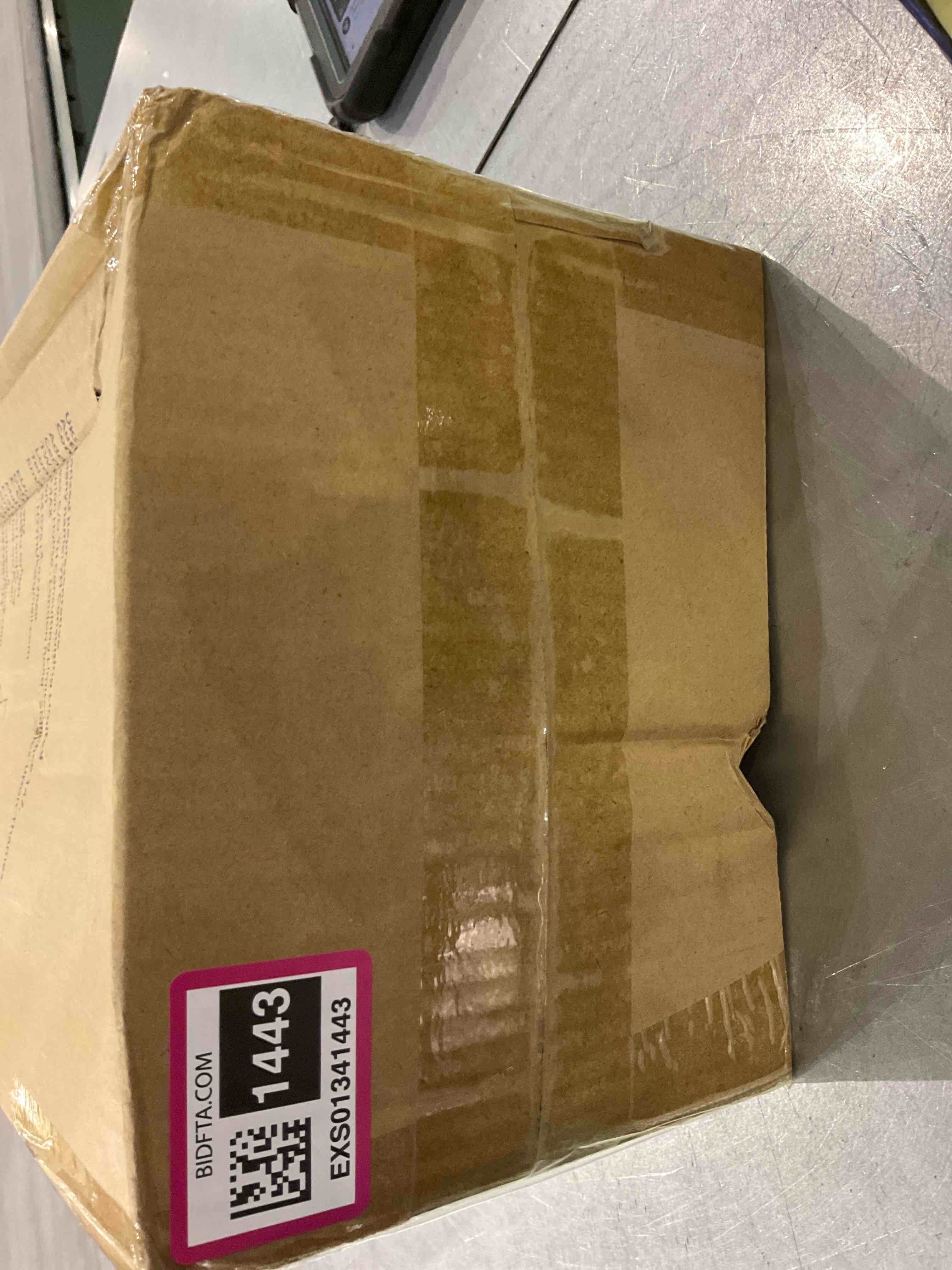 https://s3.amazonaws.com/lotting-images-prod/BargainHunt/EXS01341443_1711462213885.jpeg