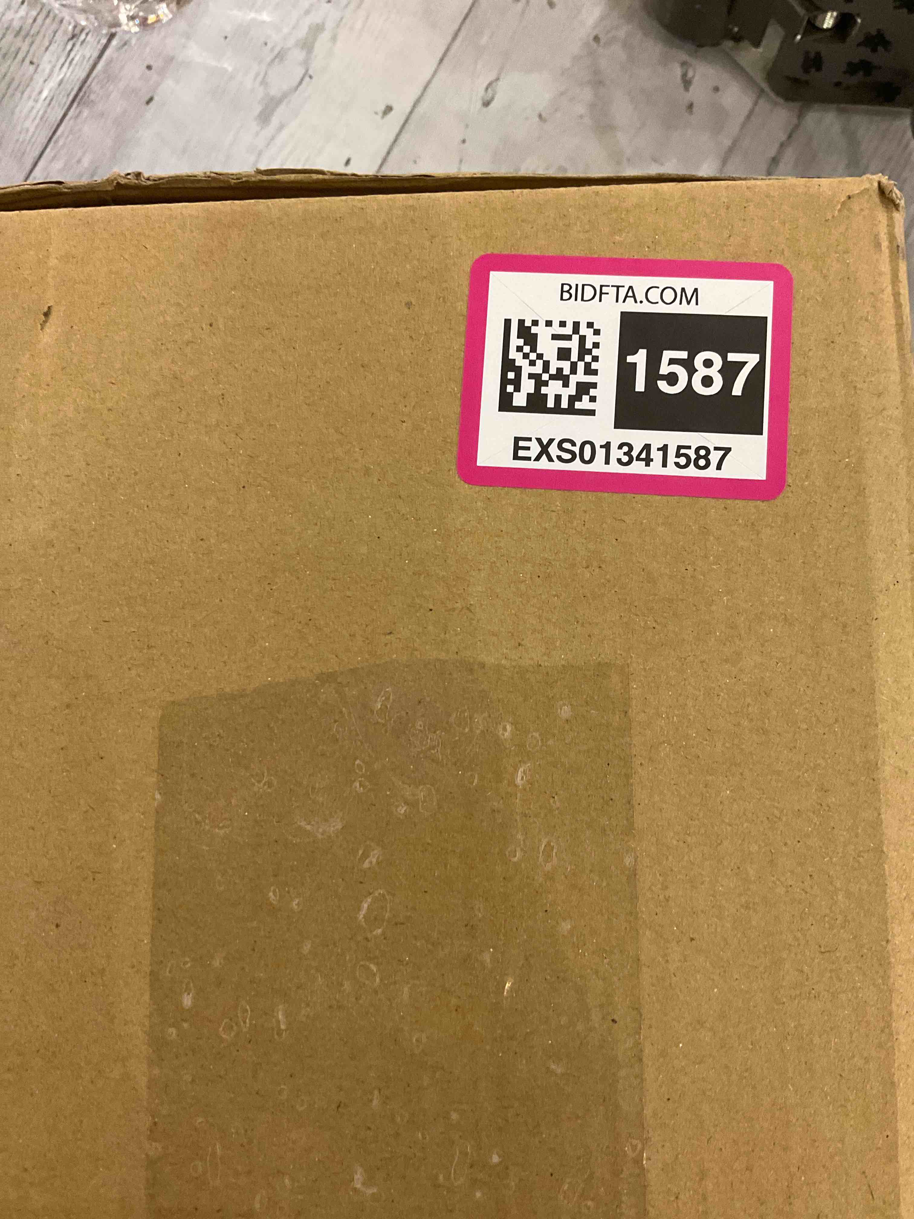 https://s3.amazonaws.com/lotting-images-prod/BargainHunt/EXS01341587_1711389079485.jpeg