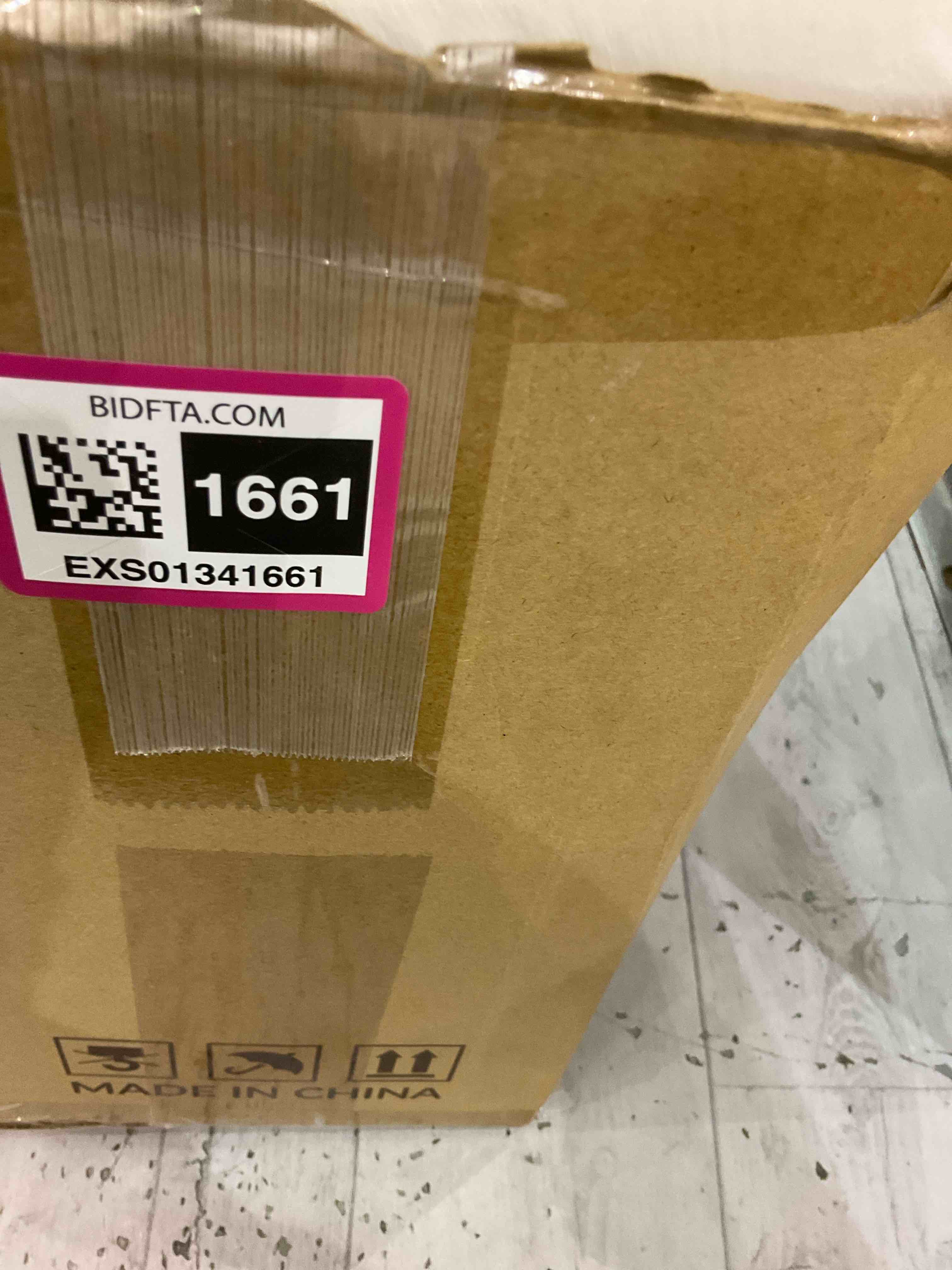 https://s3.amazonaws.com/lotting-images-prod/BargainHunt/EXS01341661_1711456977746.jpeg