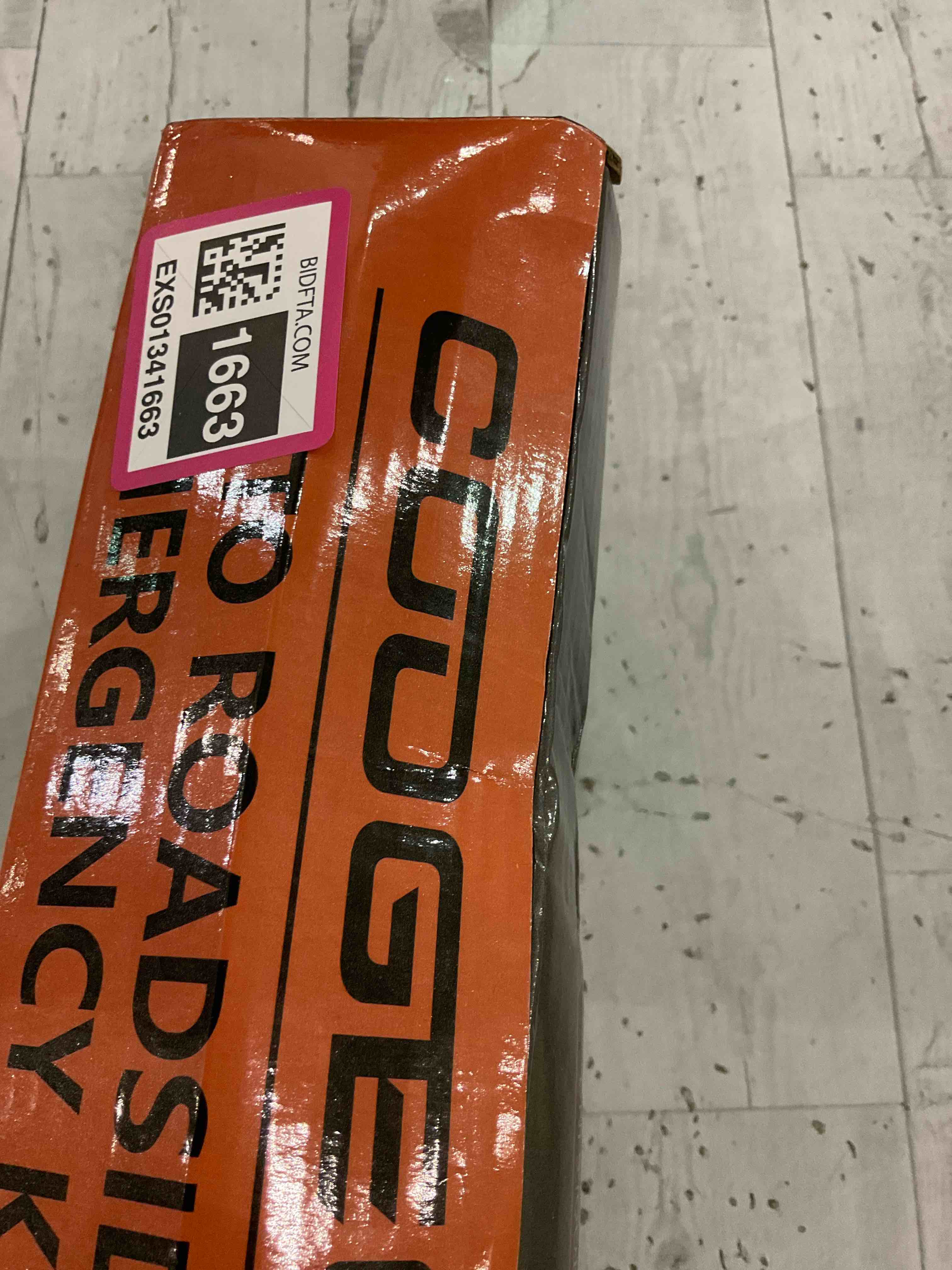 https://s3.amazonaws.com/lotting-images-prod/BargainHunt/EXS01341663_1711457425653.jpeg