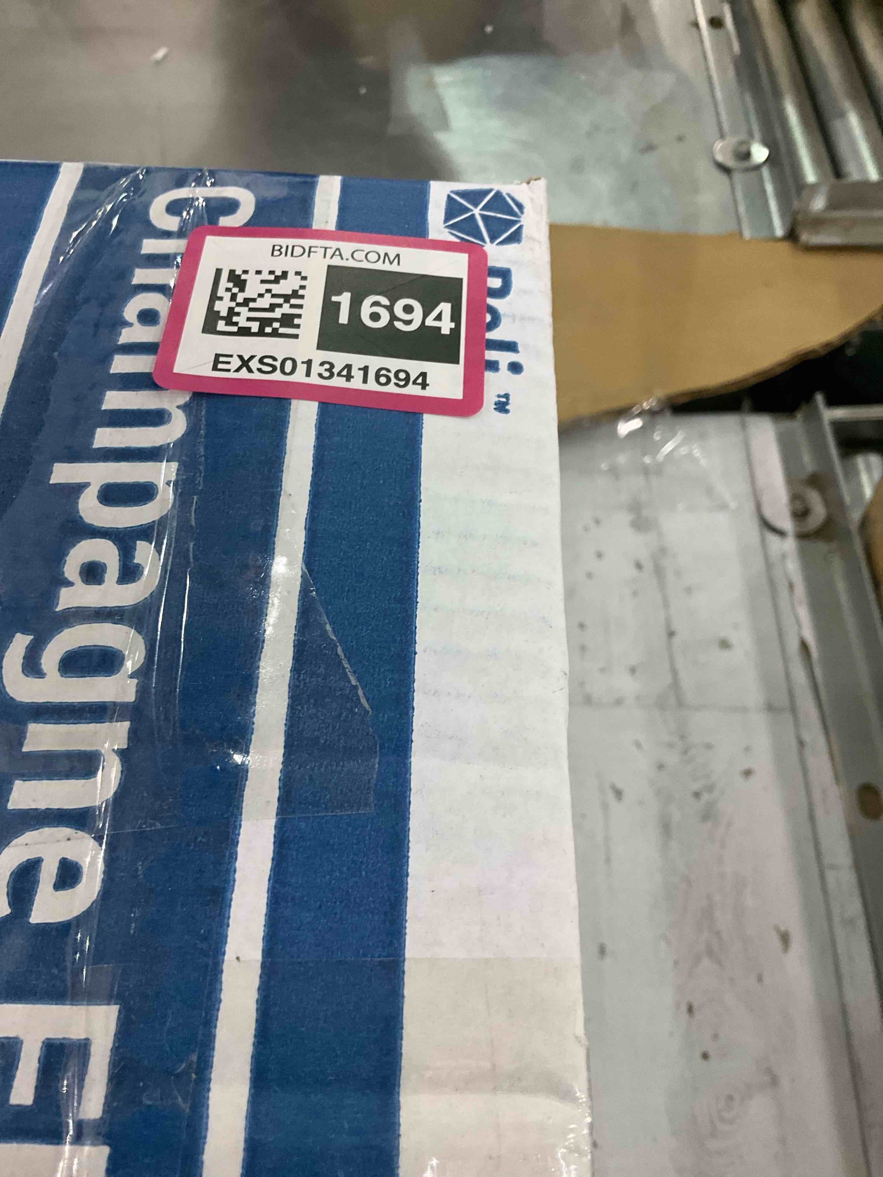 https://s3.amazonaws.com/lotting-images-prod/BargainHunt/EXS01341694_1711462492538.jpeg