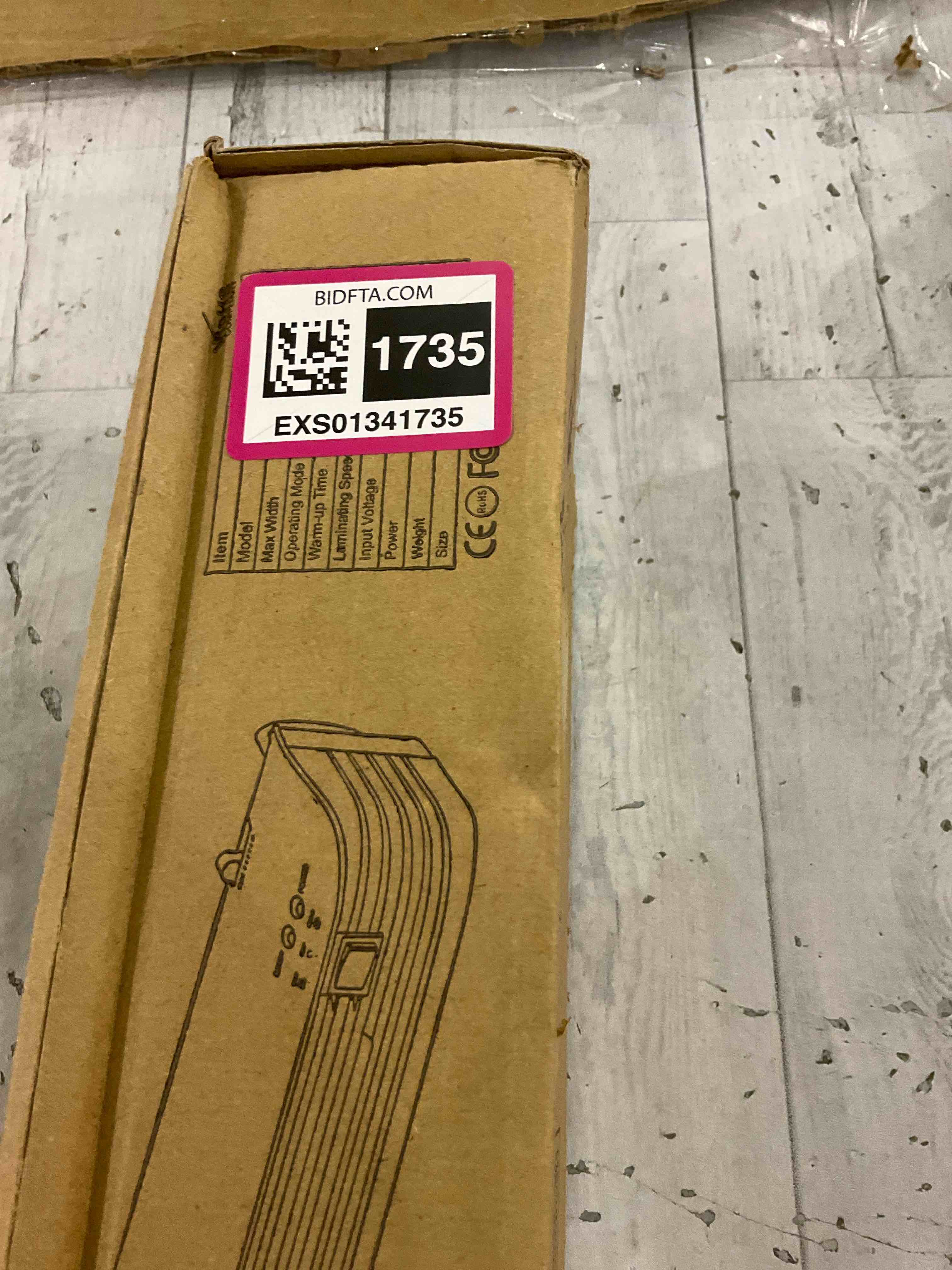 https://s3.amazonaws.com/lotting-images-prod/BargainHunt/EXS01341735_1711466467775.jpeg
