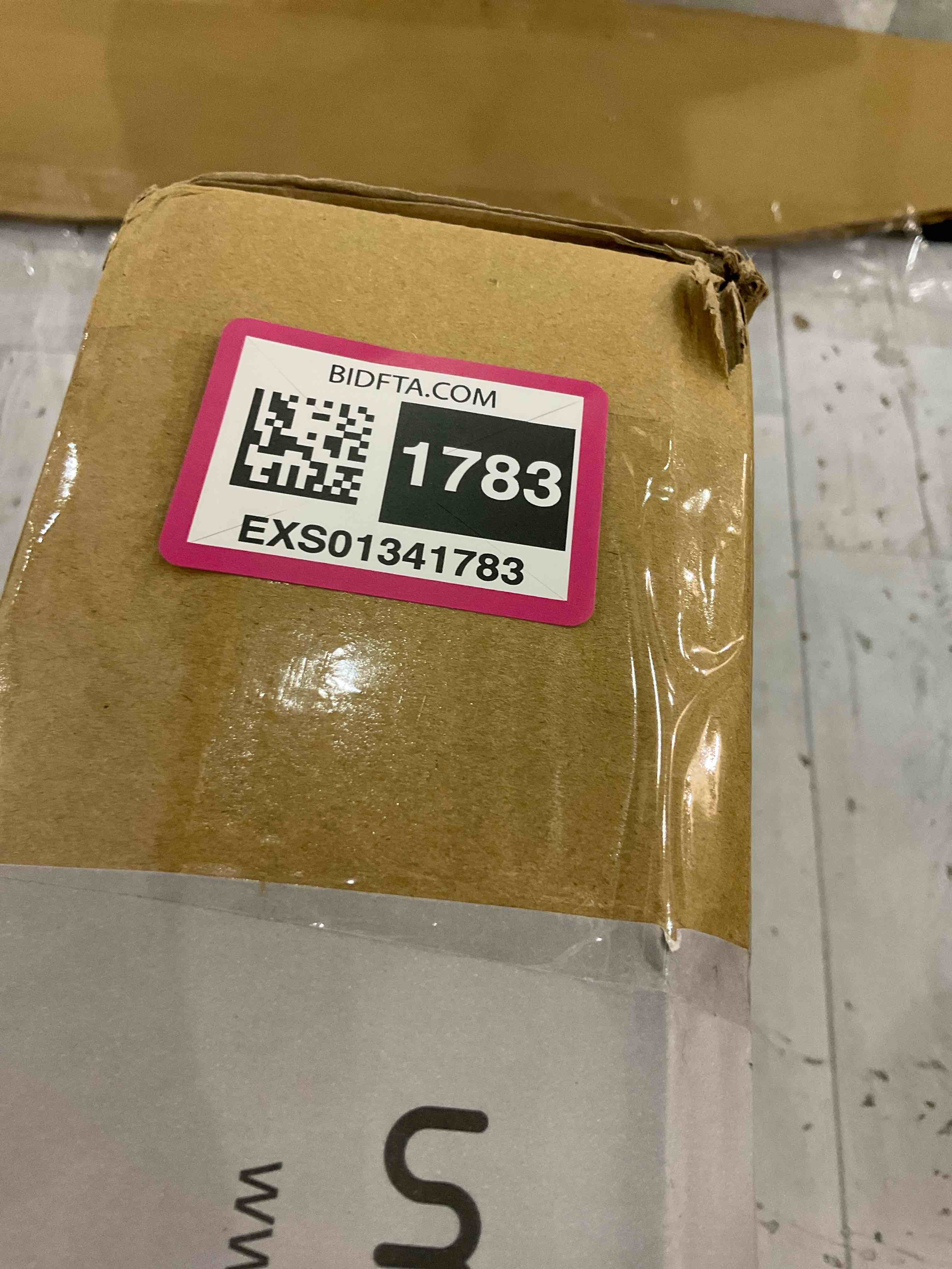 https://s3.amazonaws.com/lotting-images-prod/BargainHunt/EXS01341783_1711473962783.jpeg