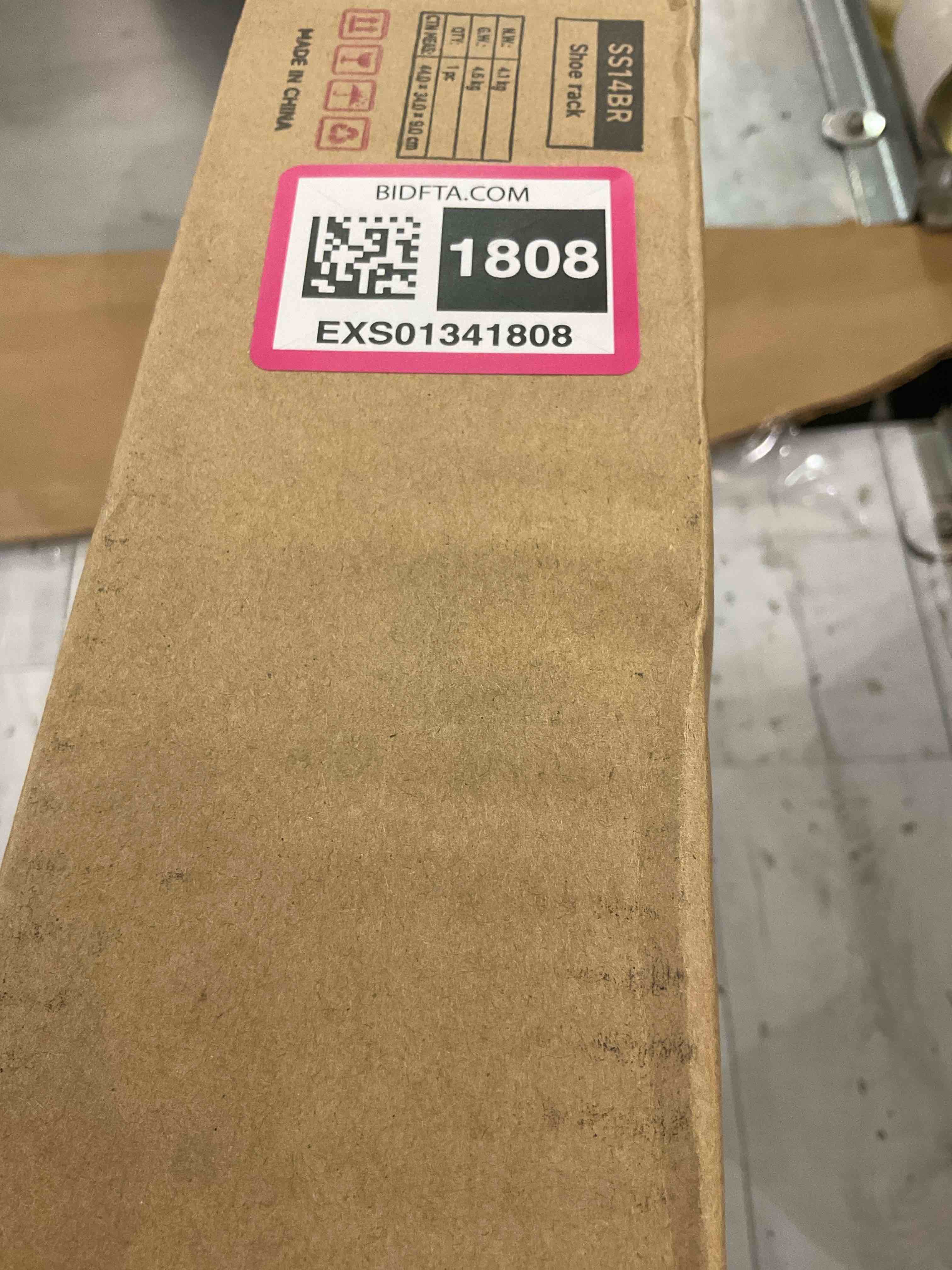 https://s3.amazonaws.com/lotting-images-prod/BargainHunt/EXS01341808_1711478612649.jpeg
