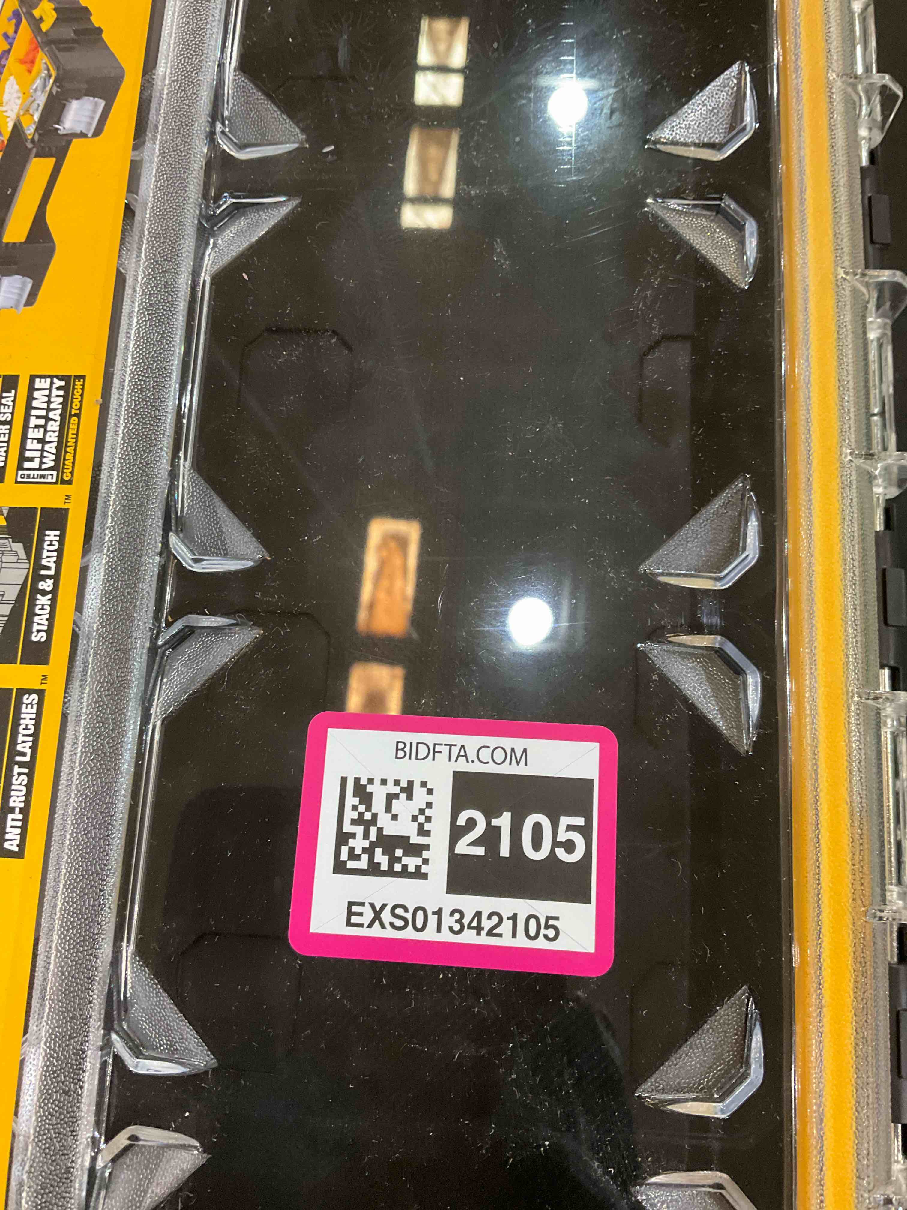 https://s3.amazonaws.com/lotting-images-prod/BargainHunt/EXS01342105_1711548523526.jpeg