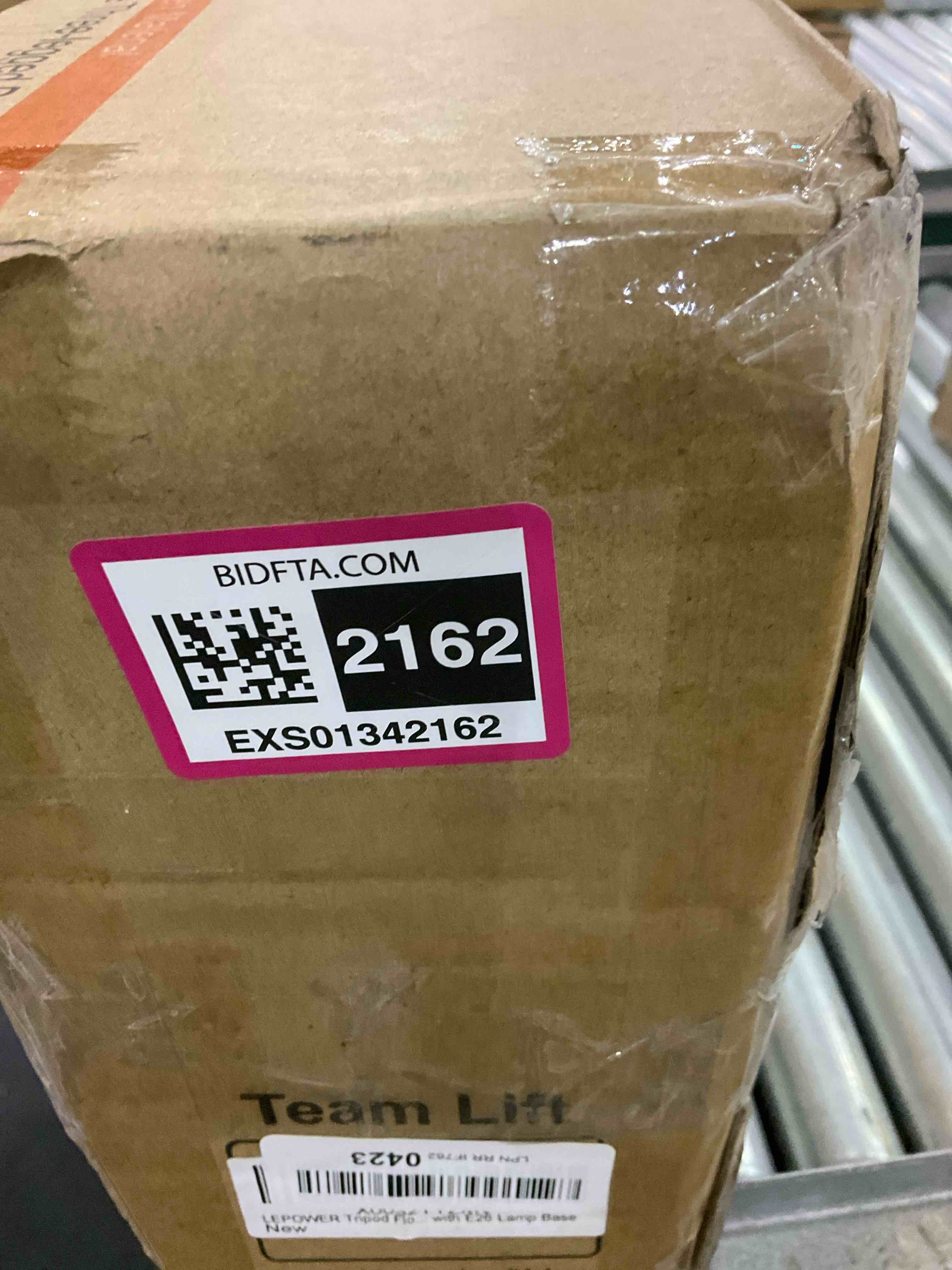 https://s3.amazonaws.com/lotting-images-prod/BargainHunt/EXS01342162_1711716045728.jpeg