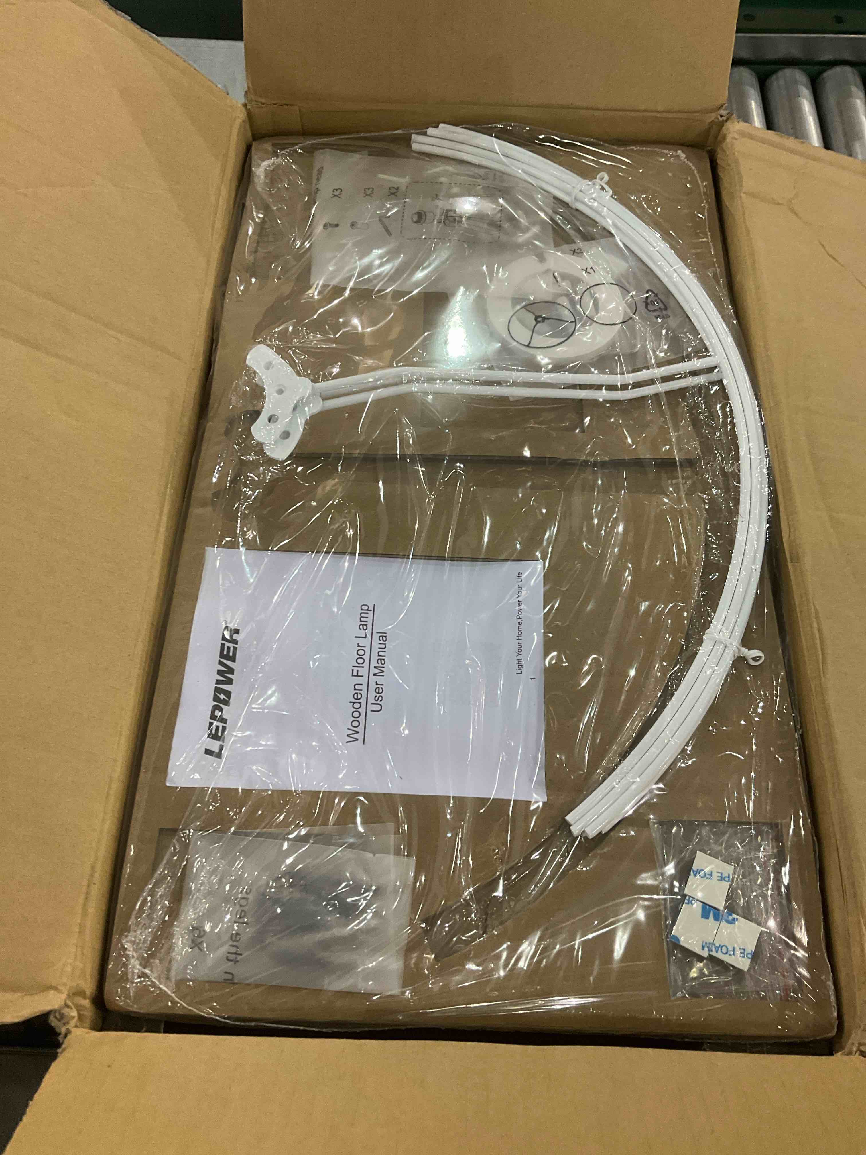 https://s3.amazonaws.com/lotting-images-prod/BargainHunt/EXS01342162_1711716073453.jpeg