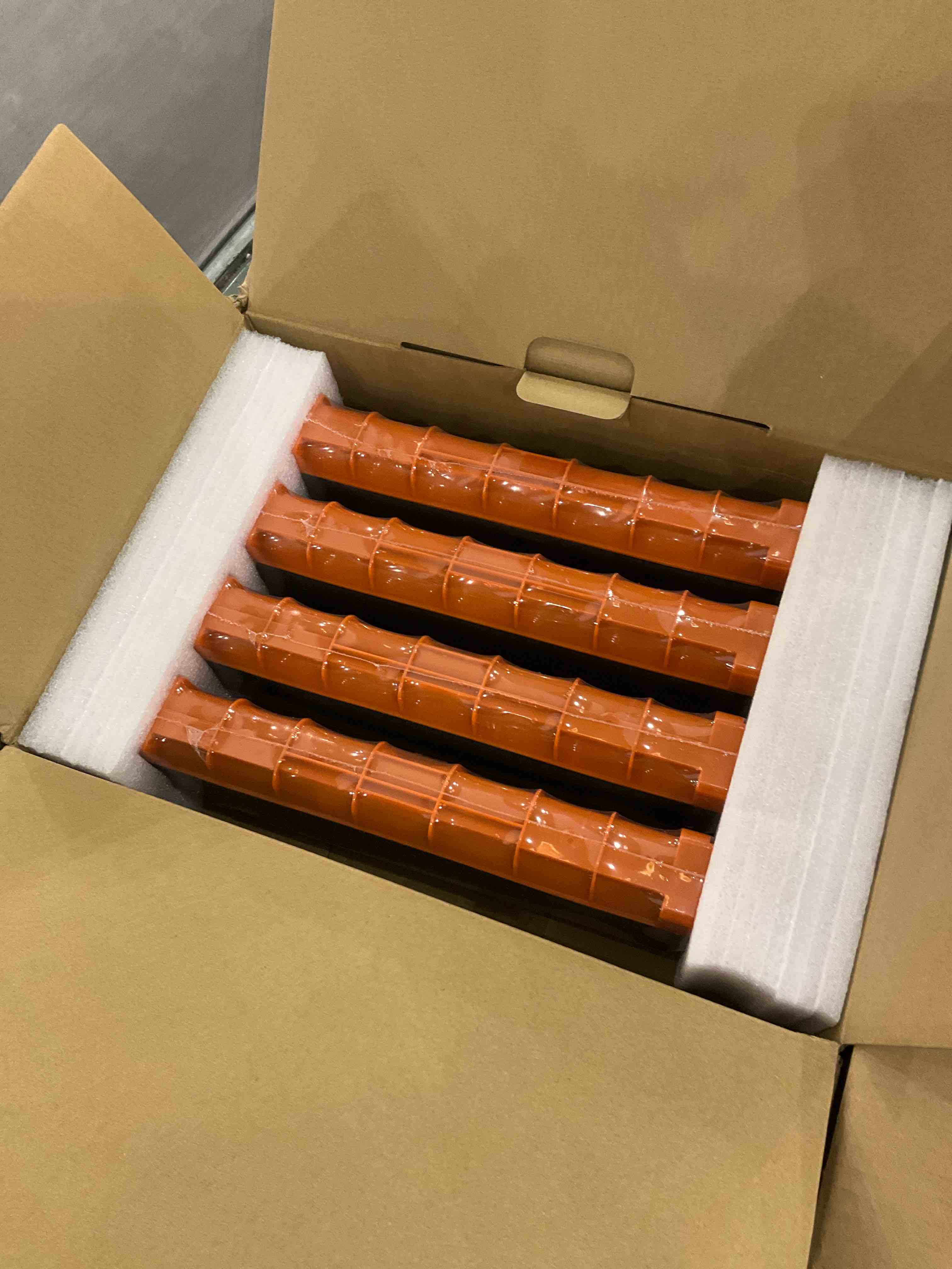 https://s3.amazonaws.com/lotting-images-prod/BargainHunt/EXS01342410_1712768949560.jpeg