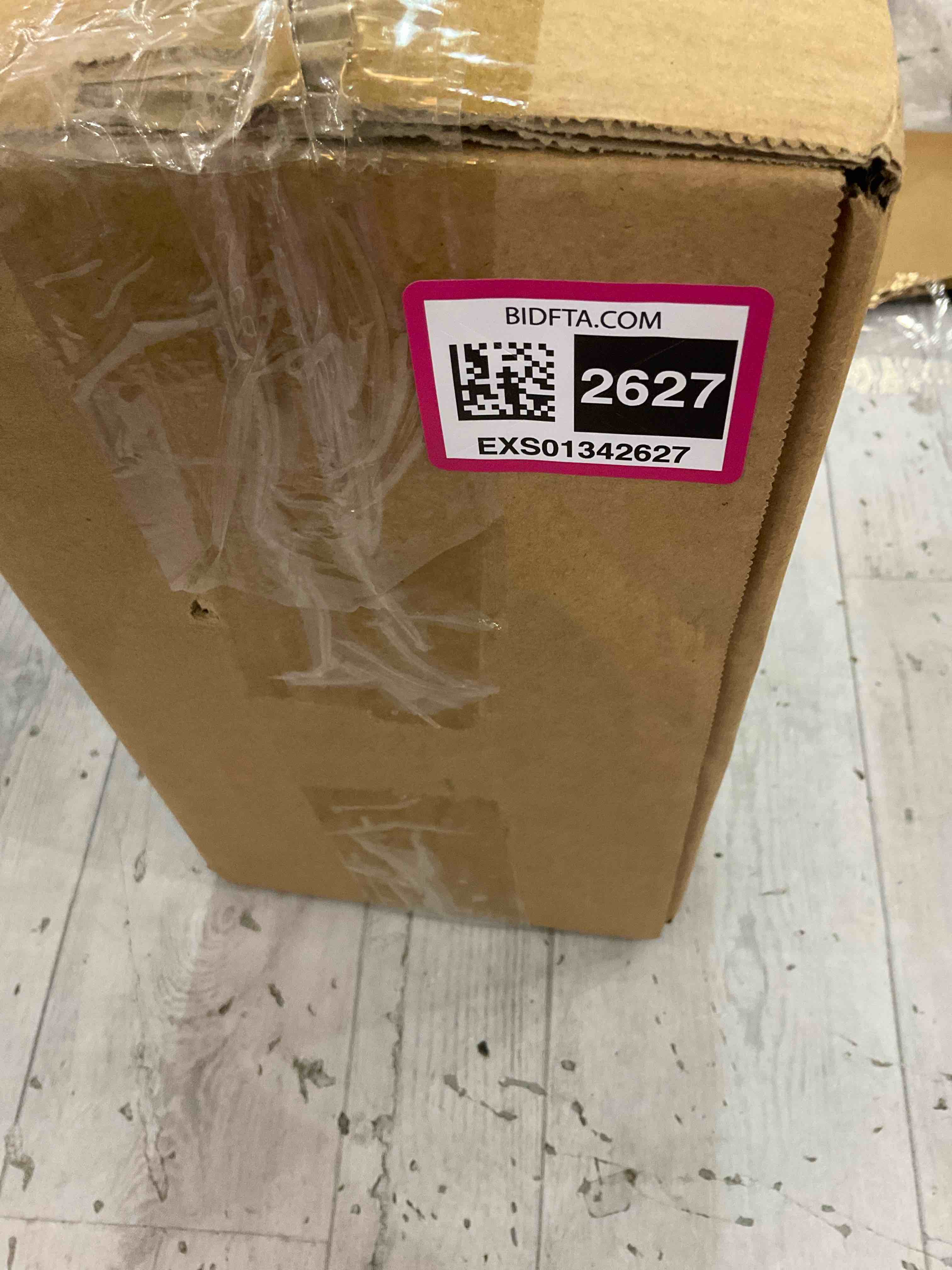 https://s3.amazonaws.com/lotting-images-prod/BargainHunt/EXS01342627_1710863027072.jpeg