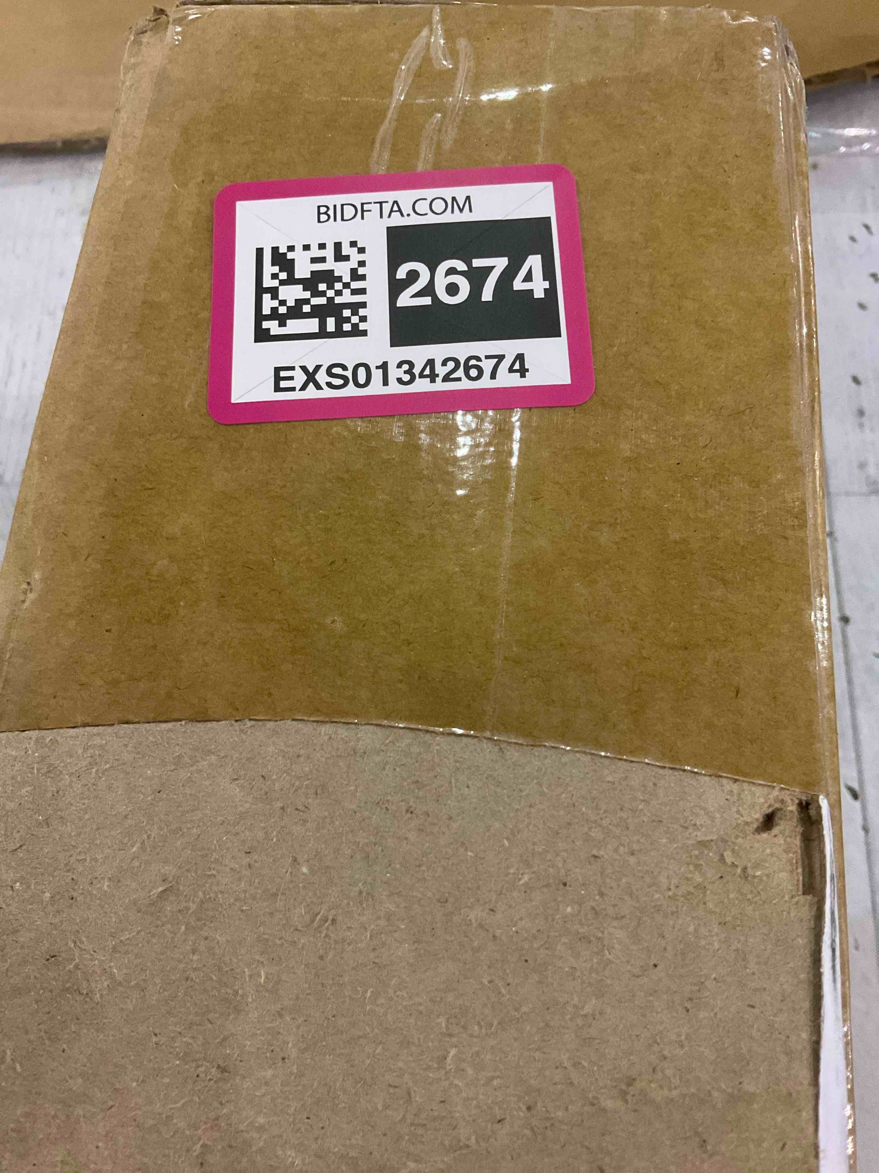 https://s3.amazonaws.com/lotting-images-prod/BargainHunt/EXS01342674_1710933168084.jpeg