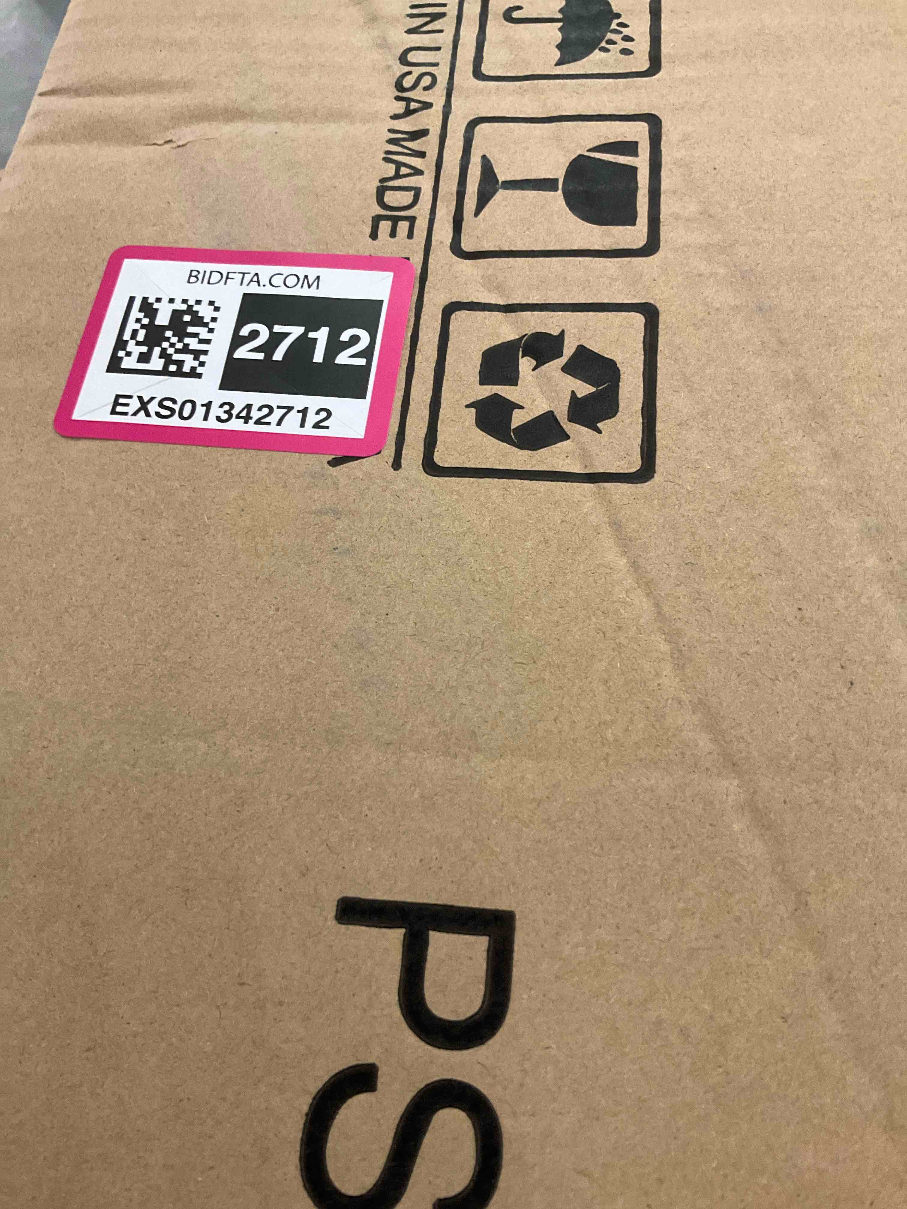 https://s3.amazonaws.com/lotting-images-prod/BargainHunt/EXS01342712_1710960658481.jpeg