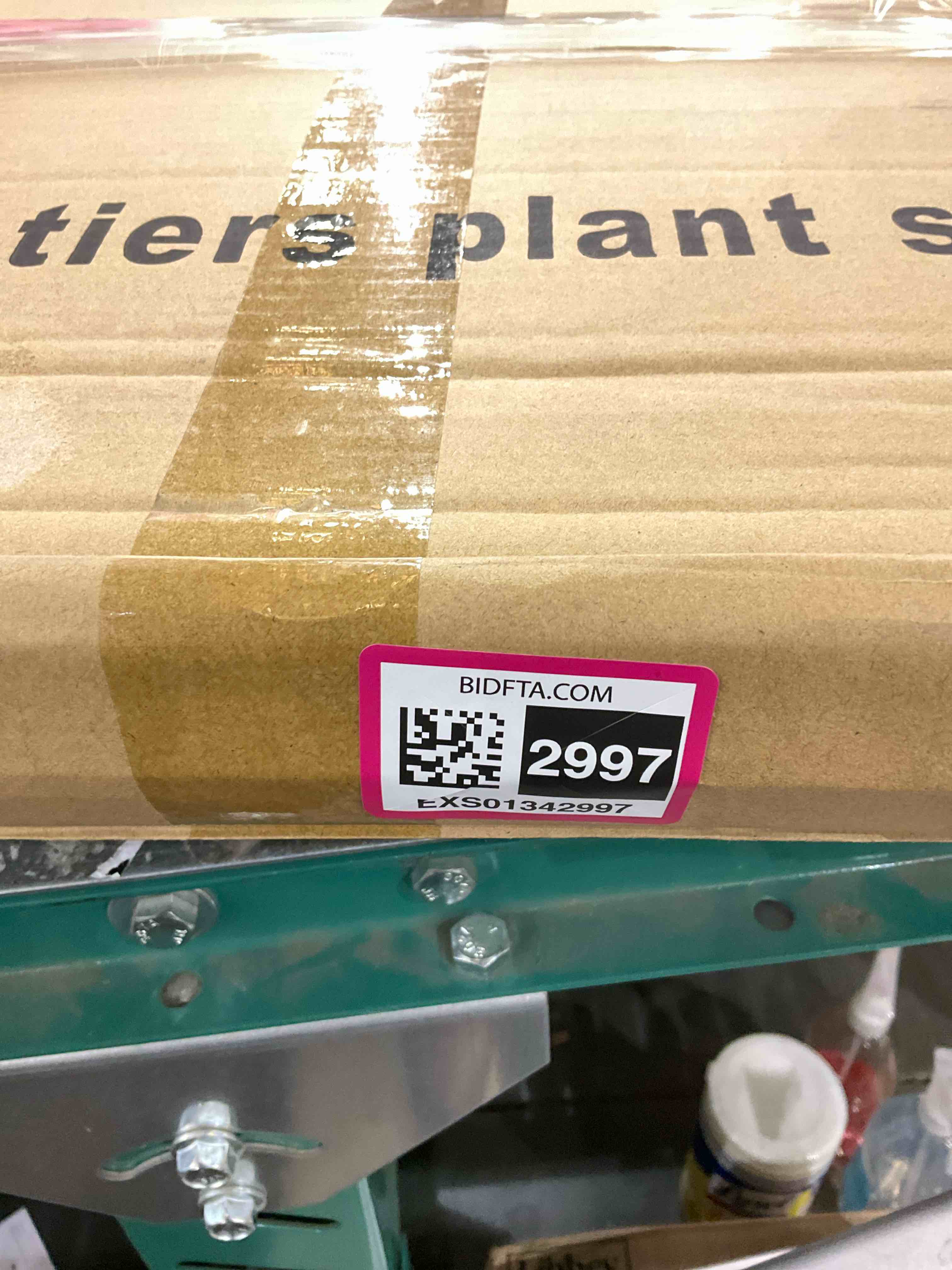 https://s3.amazonaws.com/lotting-images-prod/BargainHunt/EXS01342997_1711119574474.jpeg