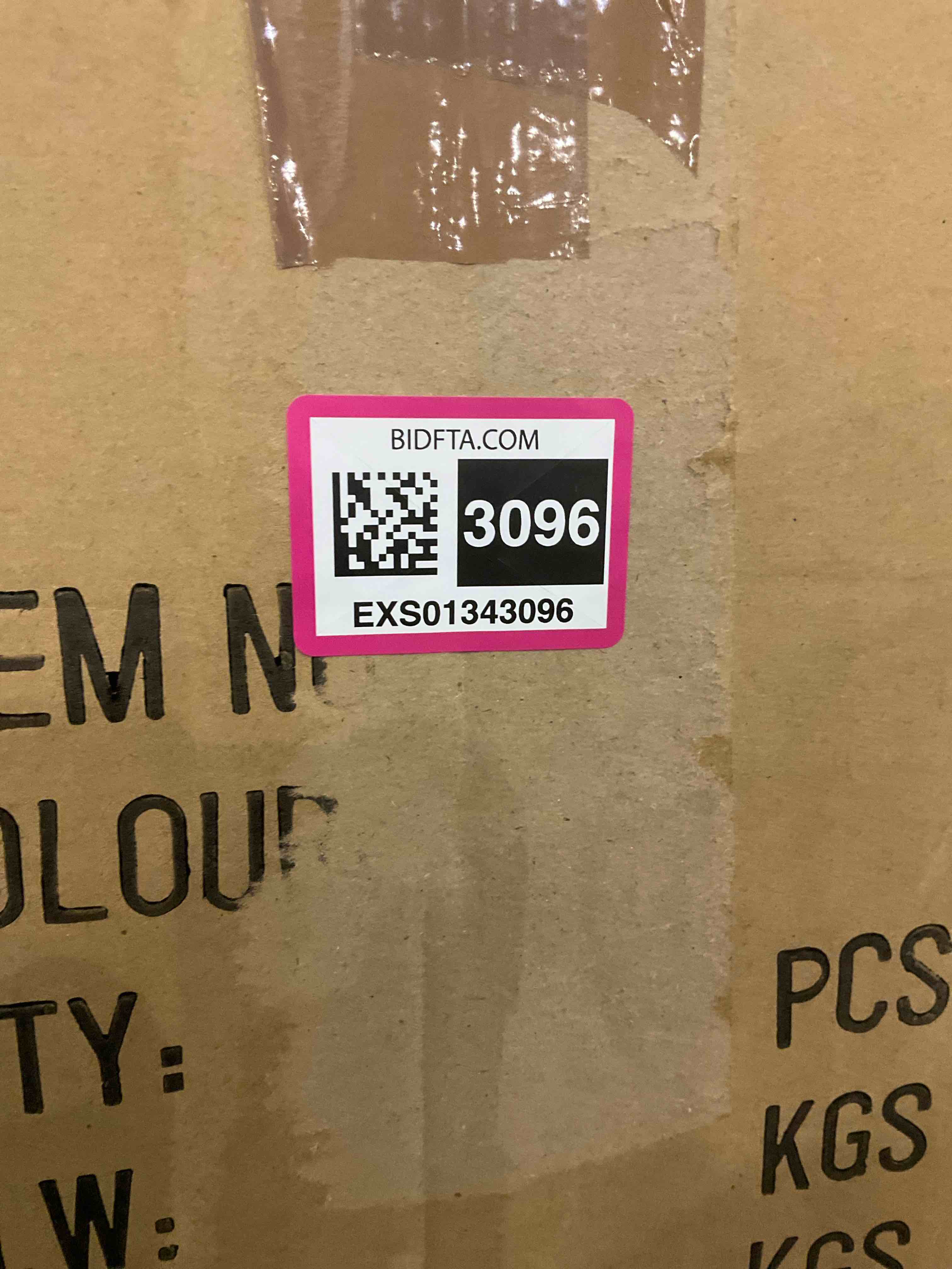 https://s3.amazonaws.com/lotting-images-prod/BargainHunt/EXS01343096_1709900402414.jpeg