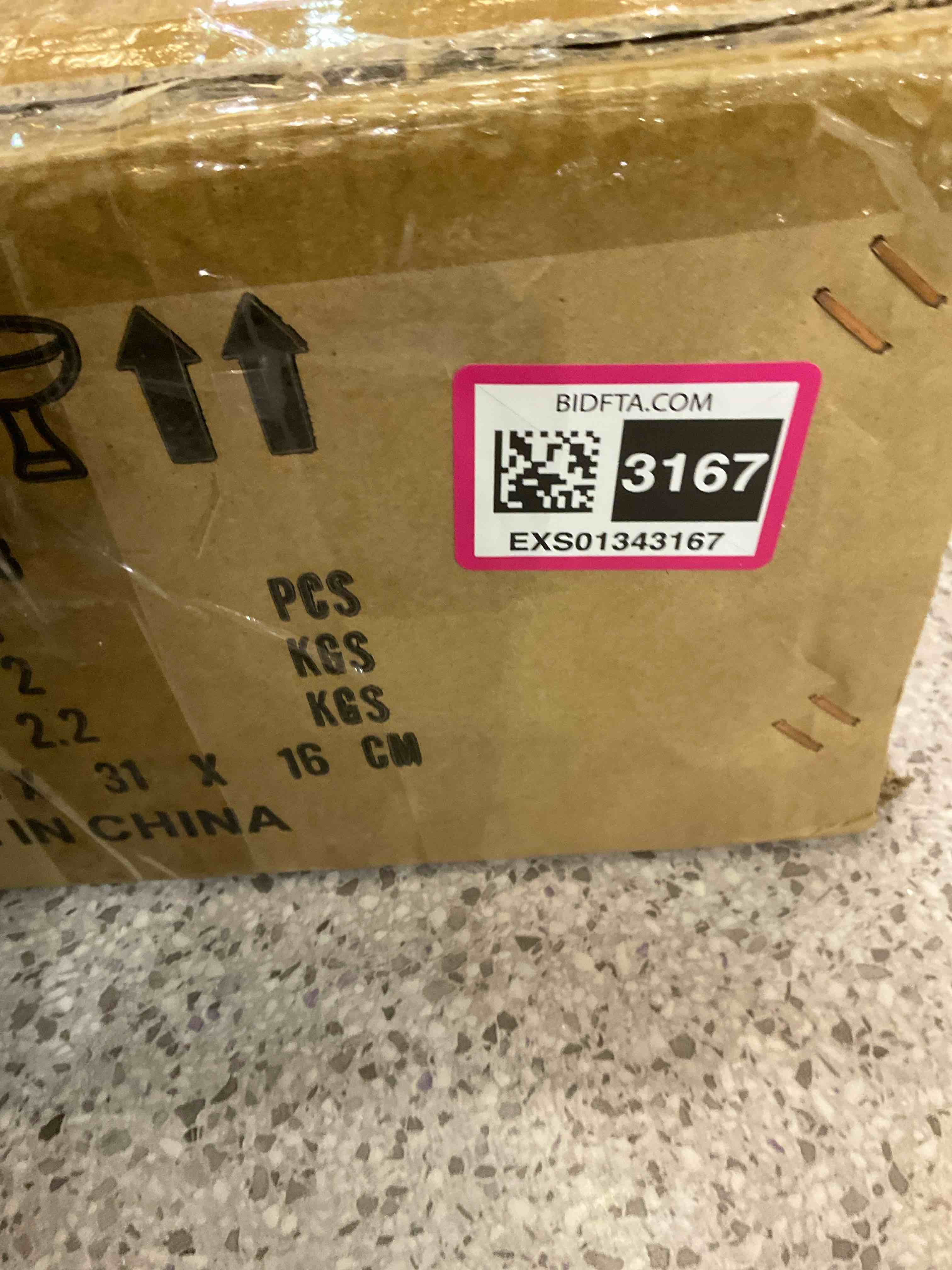 https://s3.amazonaws.com/lotting-images-prod/BargainHunt/EXS01343167_1709922652278.jpeg