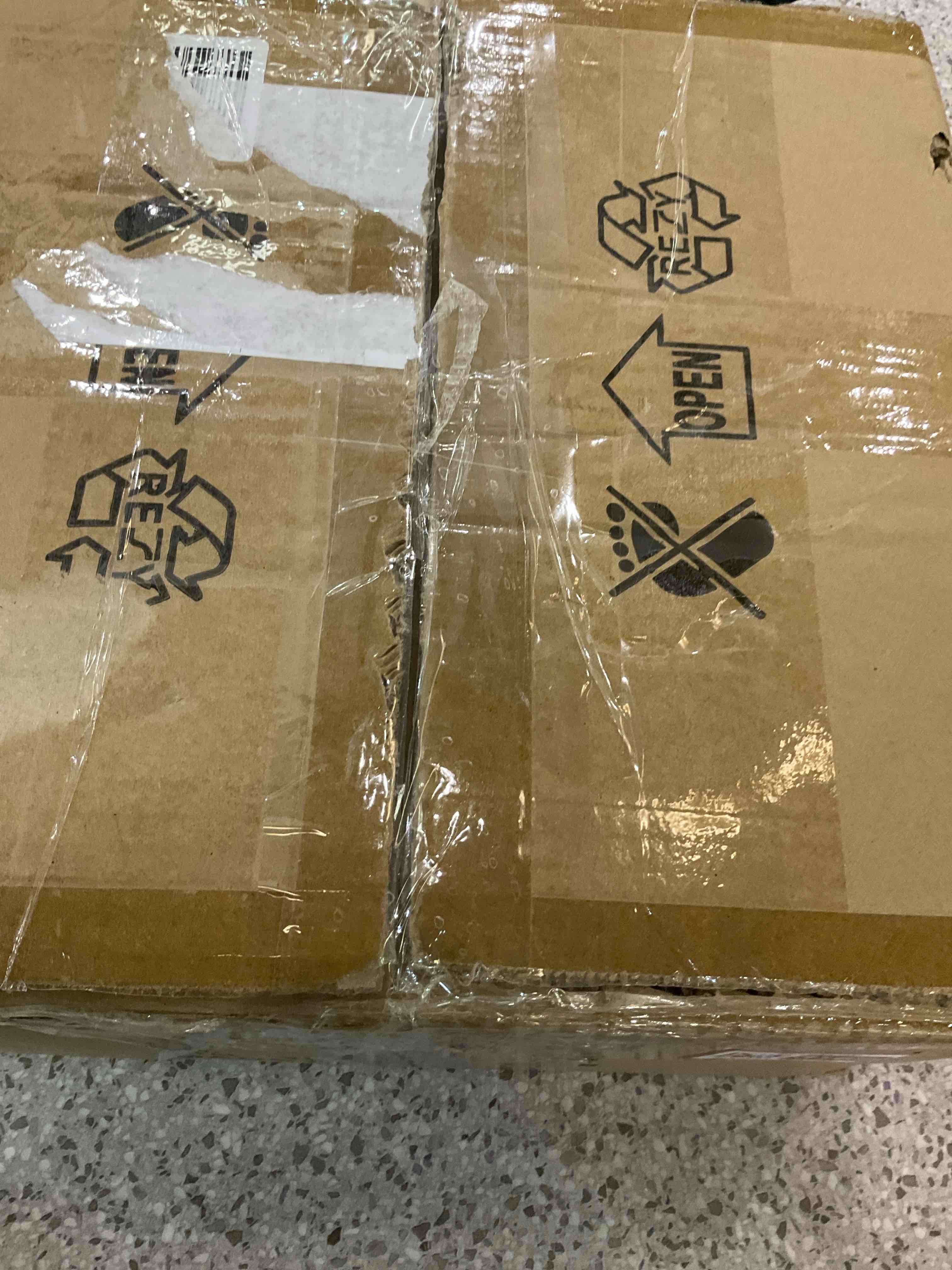 https://s3.amazonaws.com/lotting-images-prod/BargainHunt/EXS01343167_1709922655820.jpeg